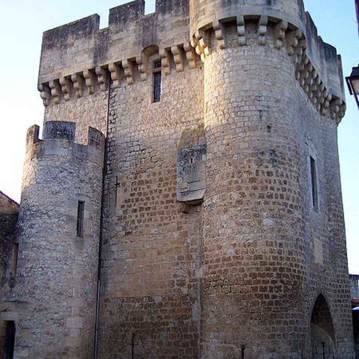 Photo de Enceinte de Rions