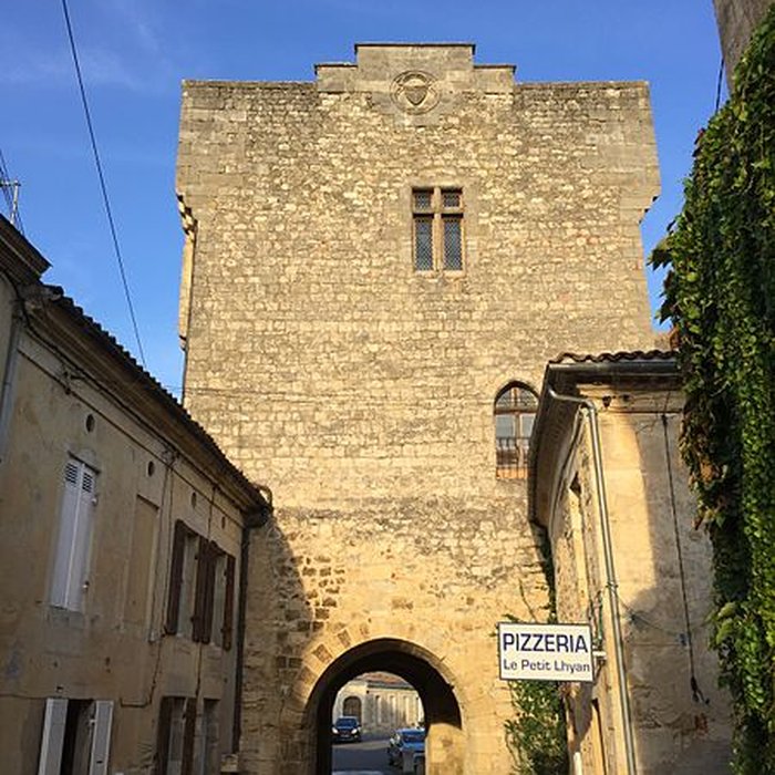 Photo de Enceinte de Rions