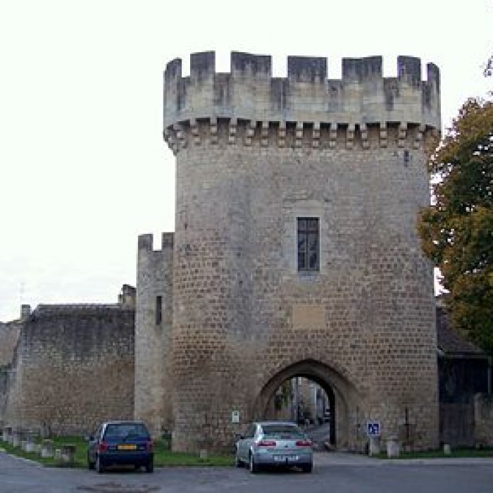 Photo de Enceinte de Rions