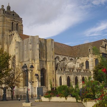 Église Saint-Pierre de Dreux