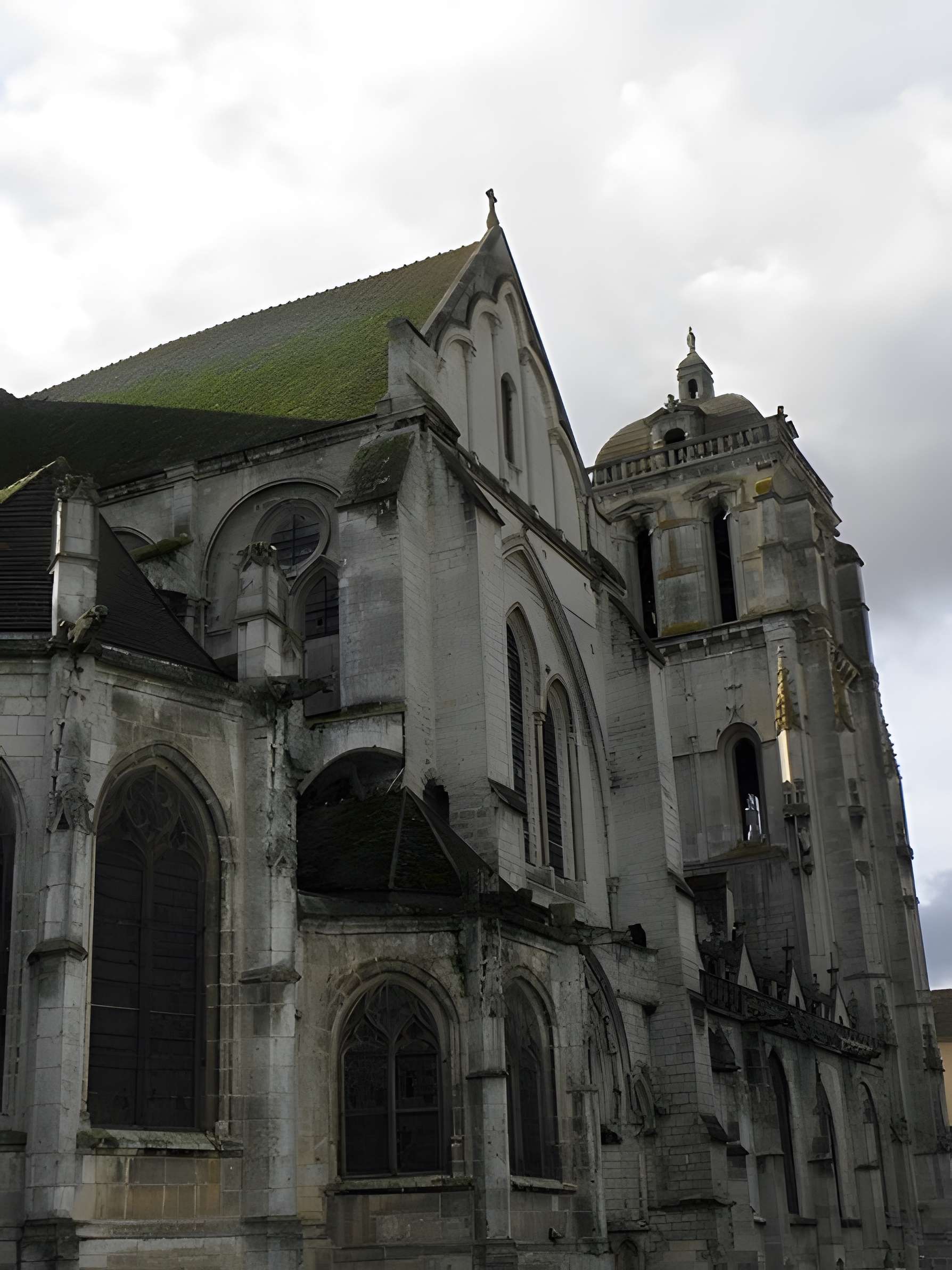 Église Saint-Pierre de Dreux