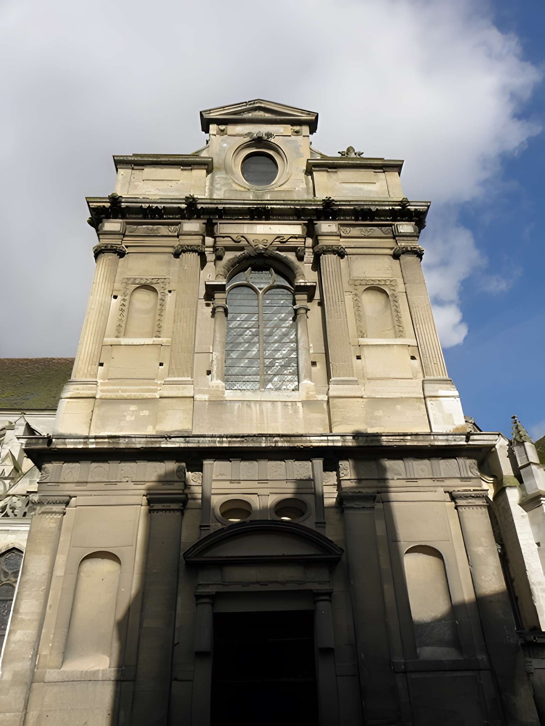 Église Saint-Pierre de Dreux