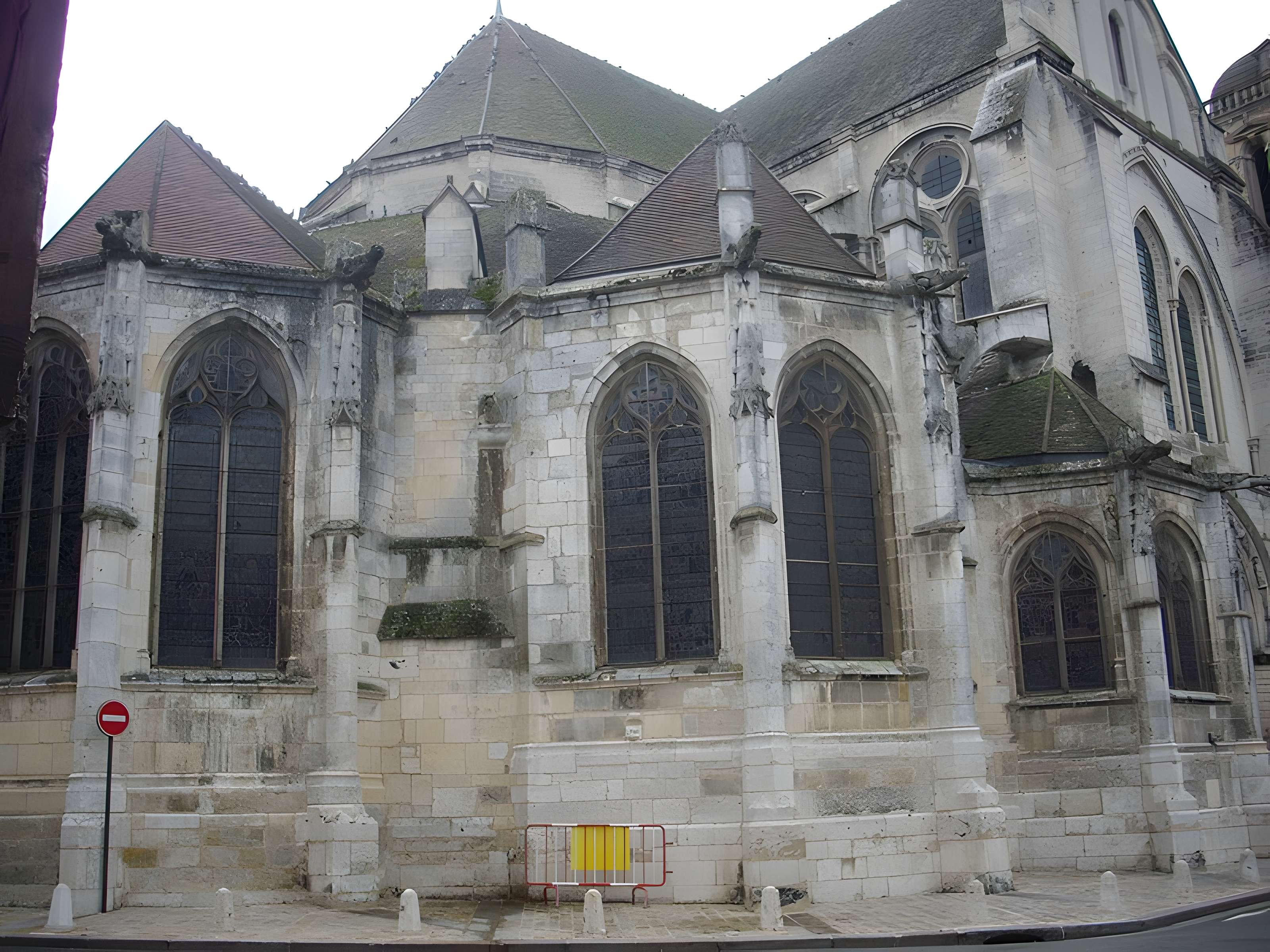 Église Saint-Pierre de Dreux