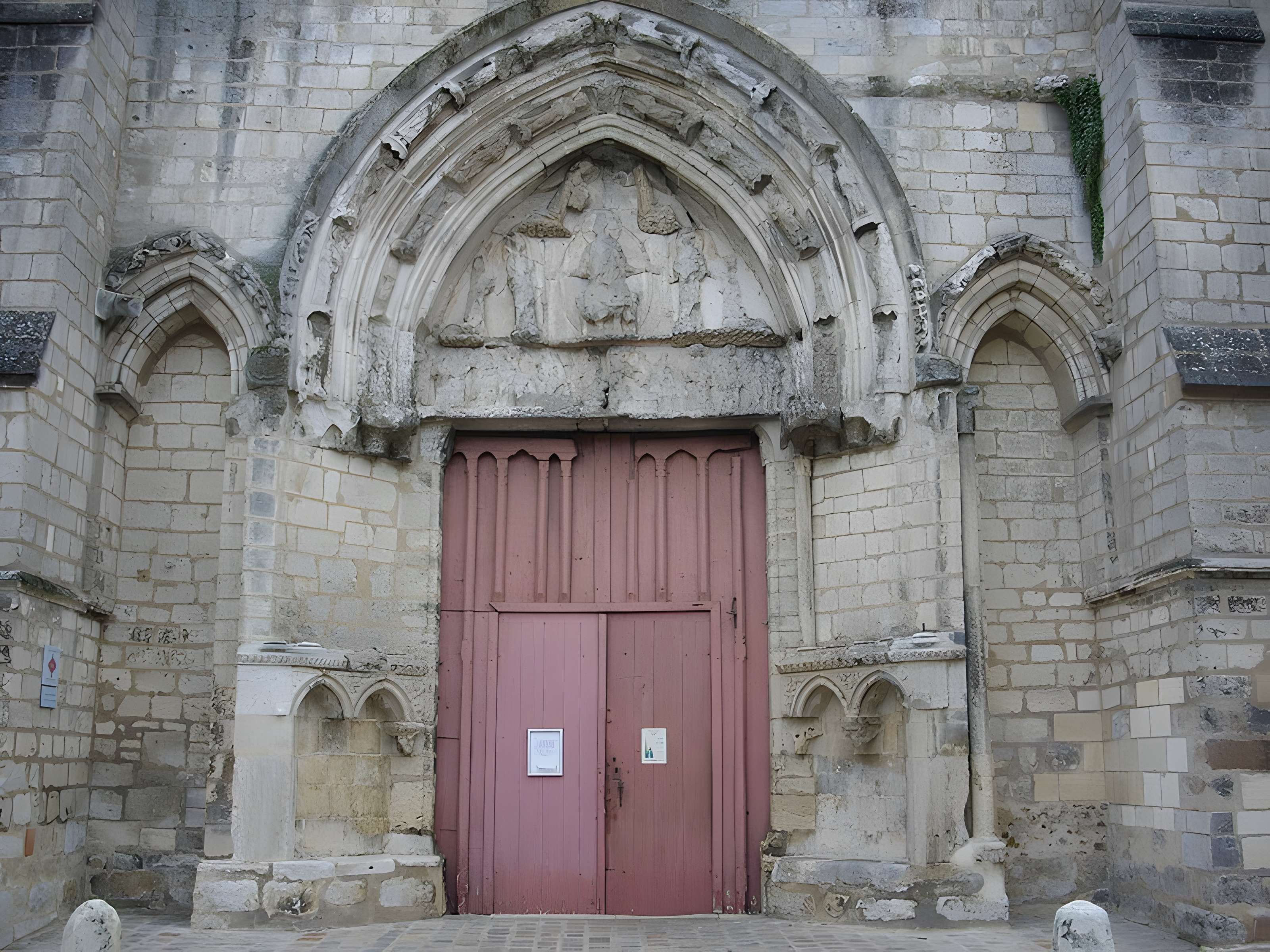 Église Saint-Pierre de Dreux