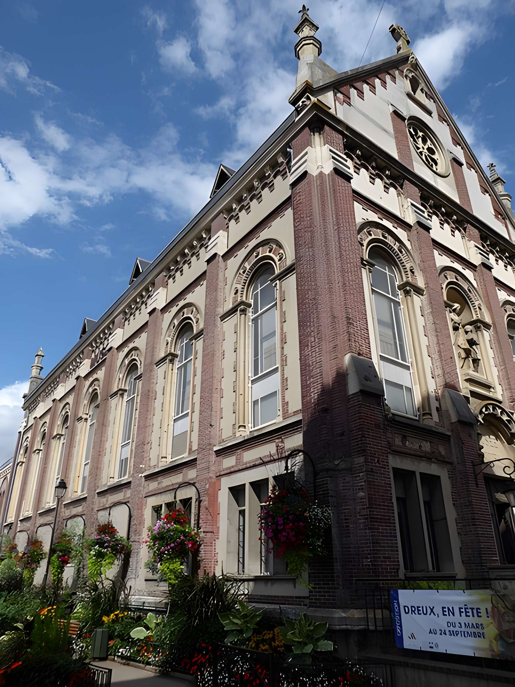 Église Saint-Pierre de Dreux
