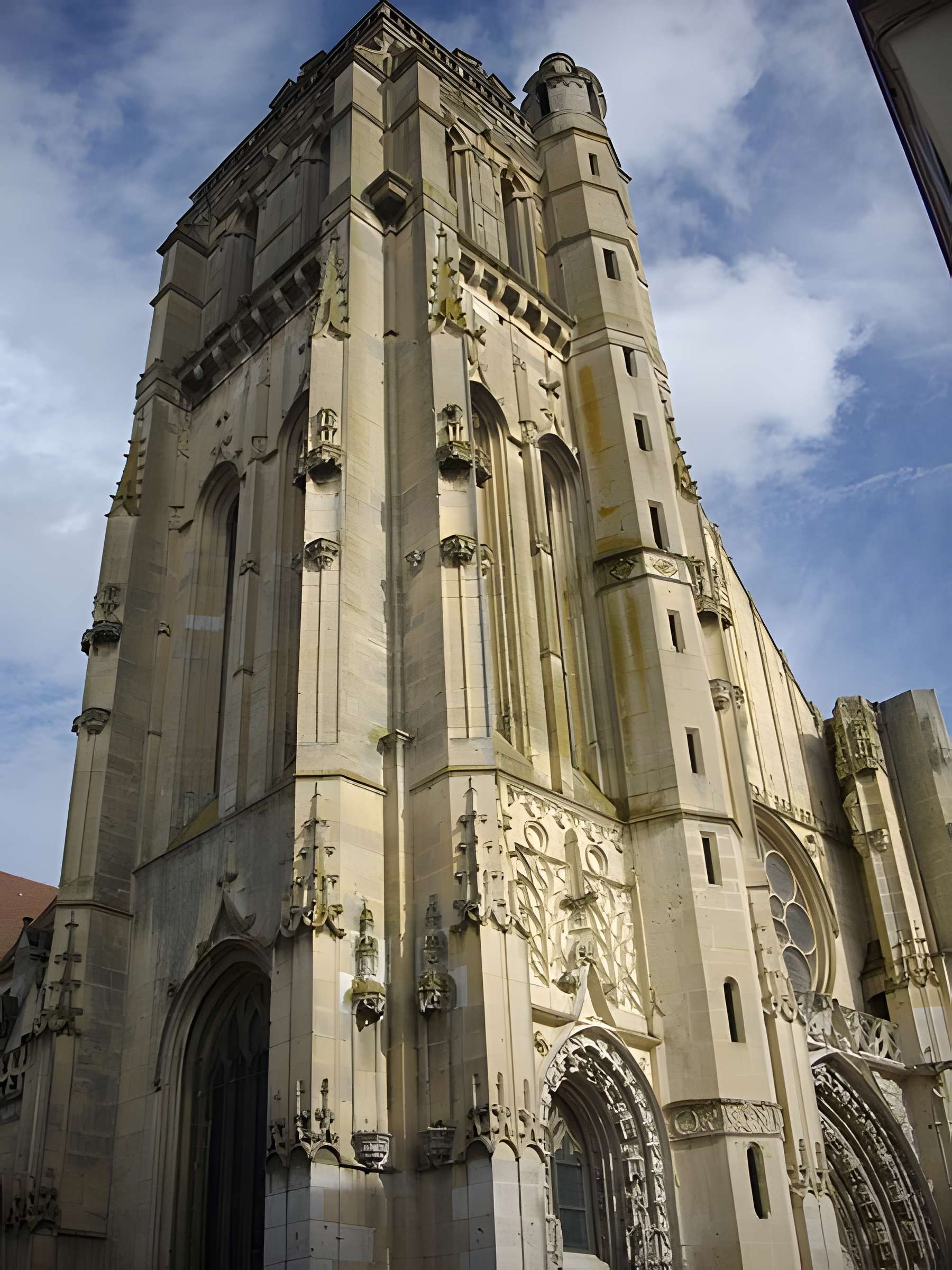 Église Saint-Pierre de Dreux