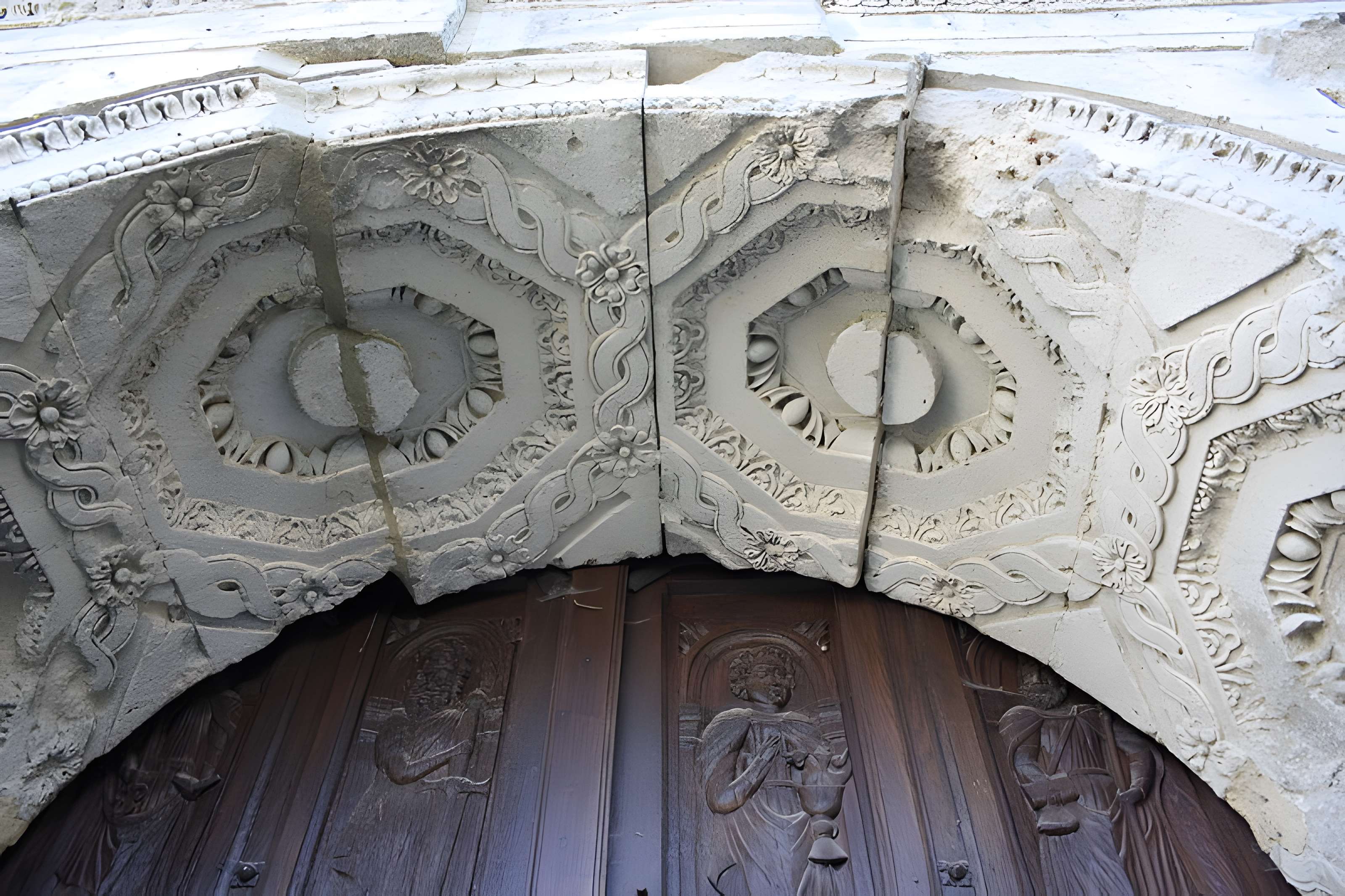 Église Saint-Pierre de Genainville