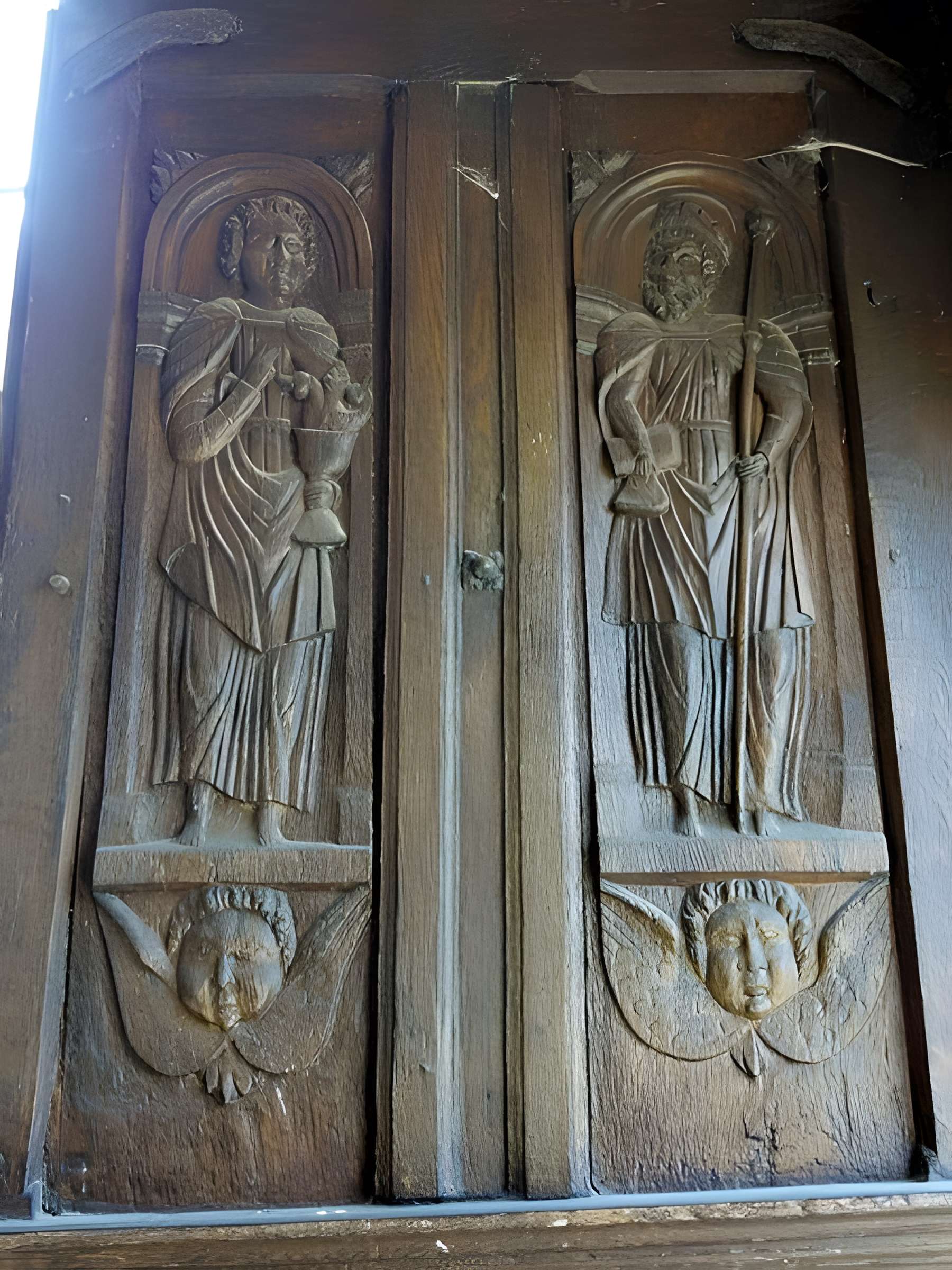 Église Saint-Pierre de Genainville