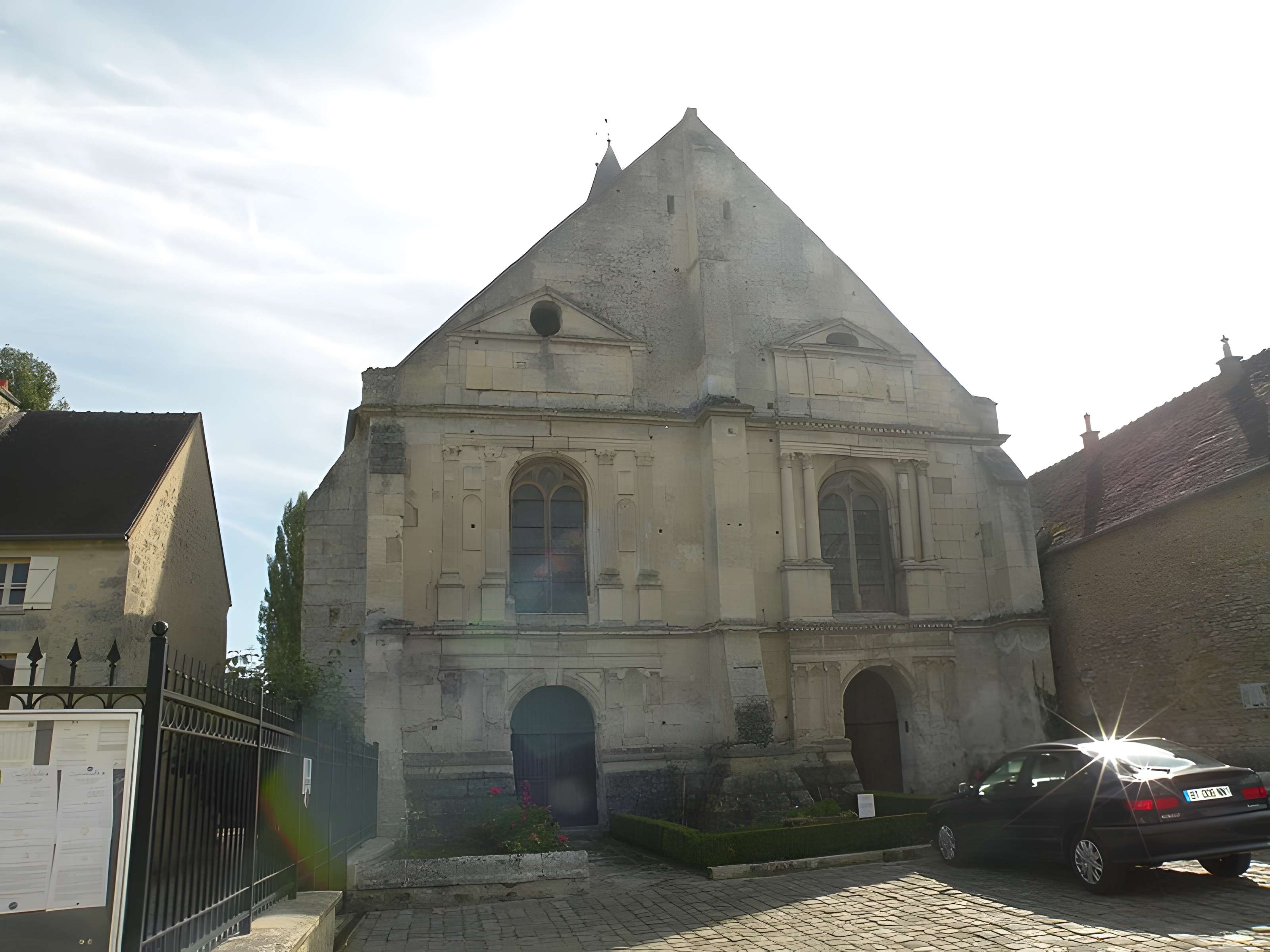 Église Saint-Pierre de Genainville