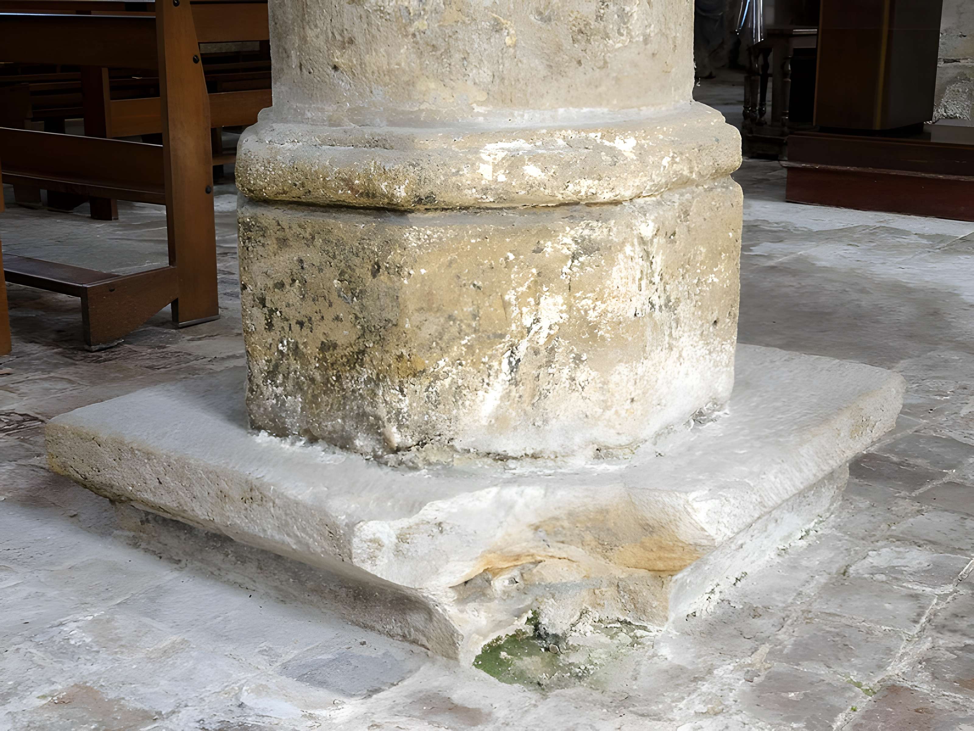 Église Saint-Pierre de Genainville