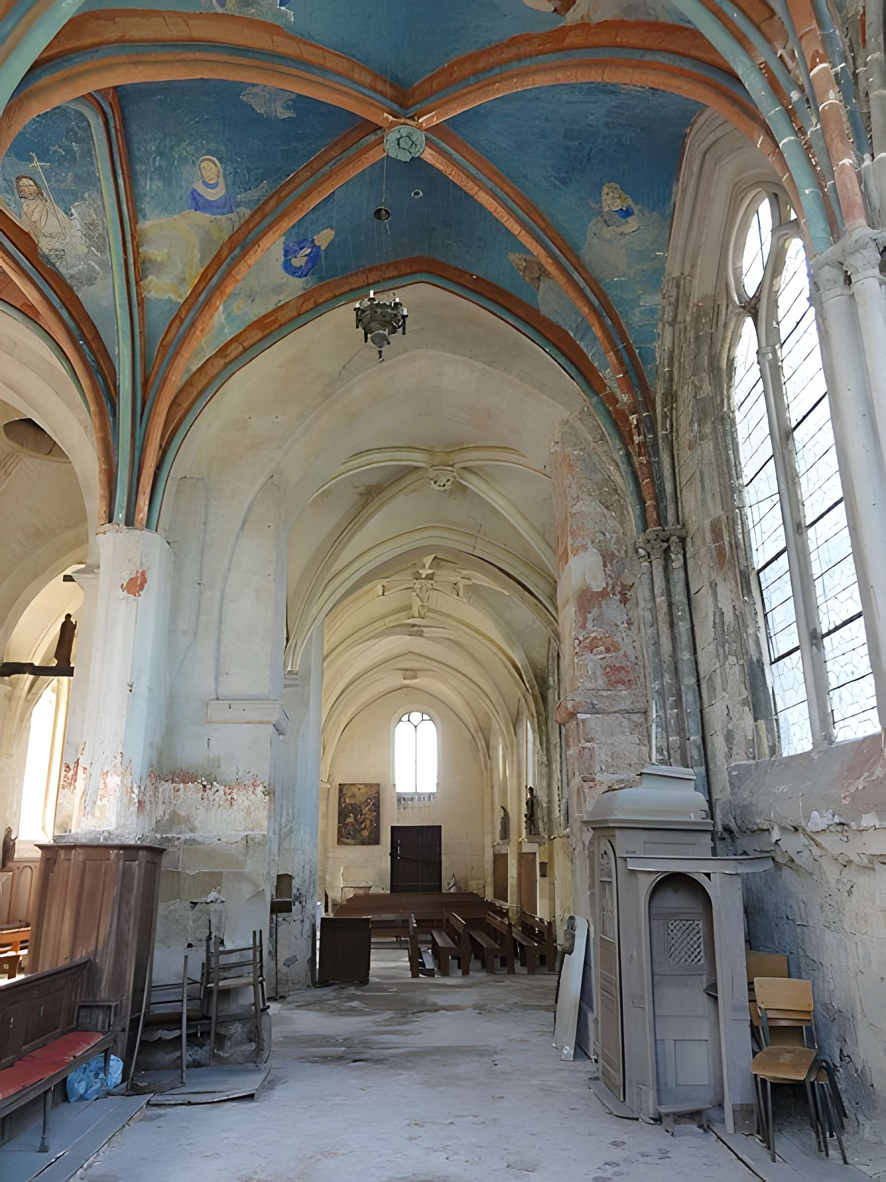 Église Saint-Pierre de Genainville