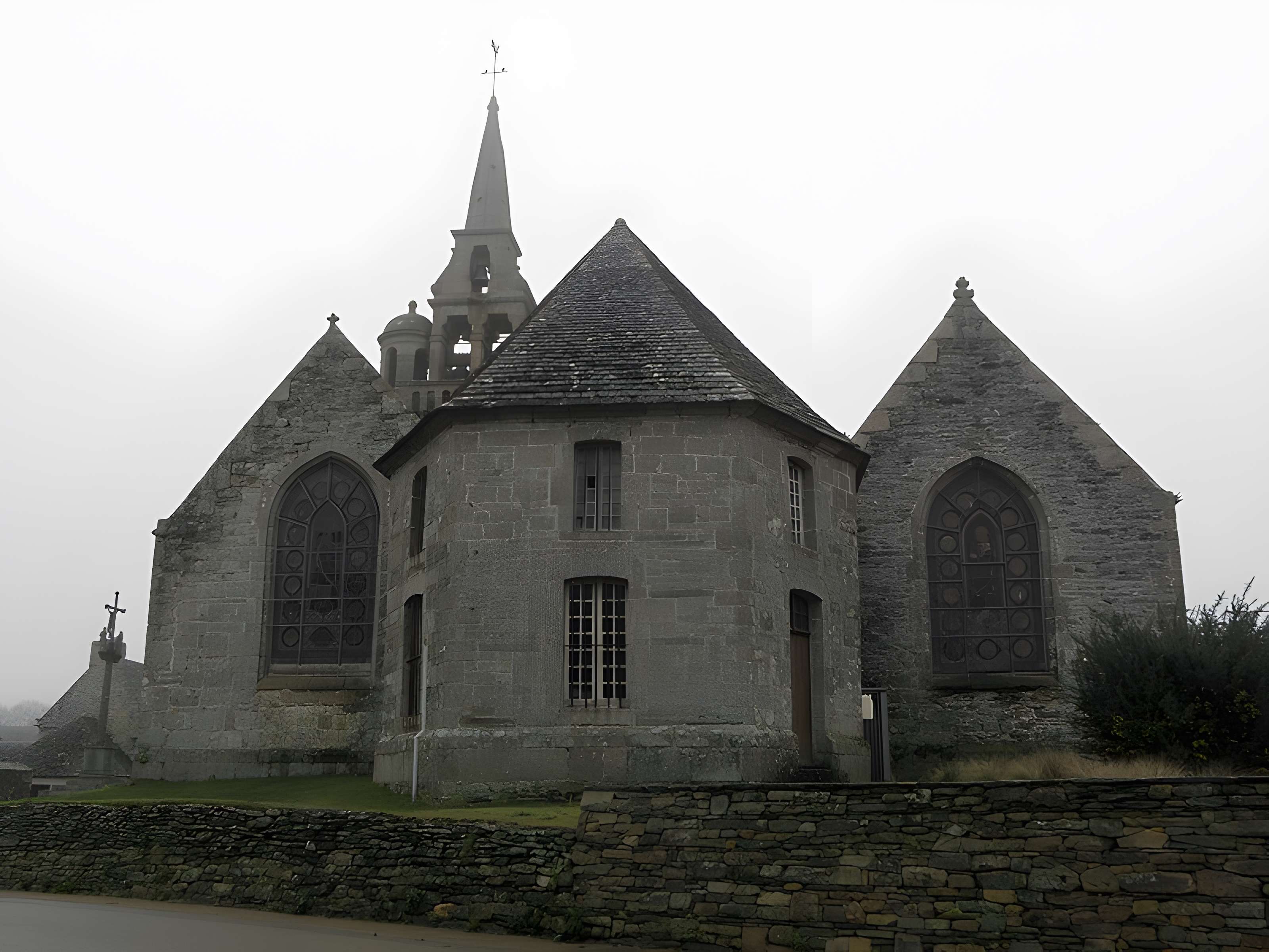 Église Saint-Pierre de Guimaëc