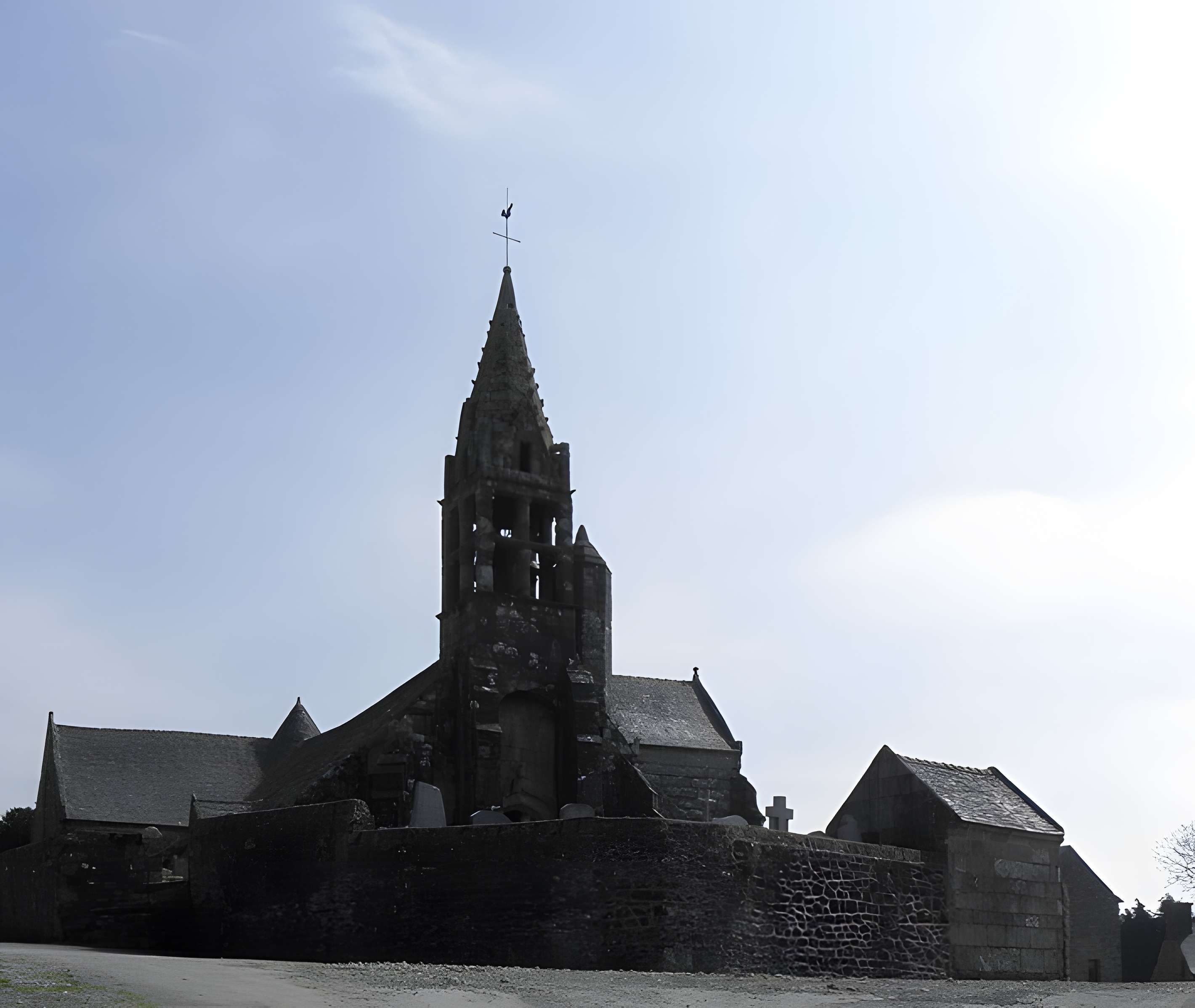 Église Saint-Pierre de Kerpert