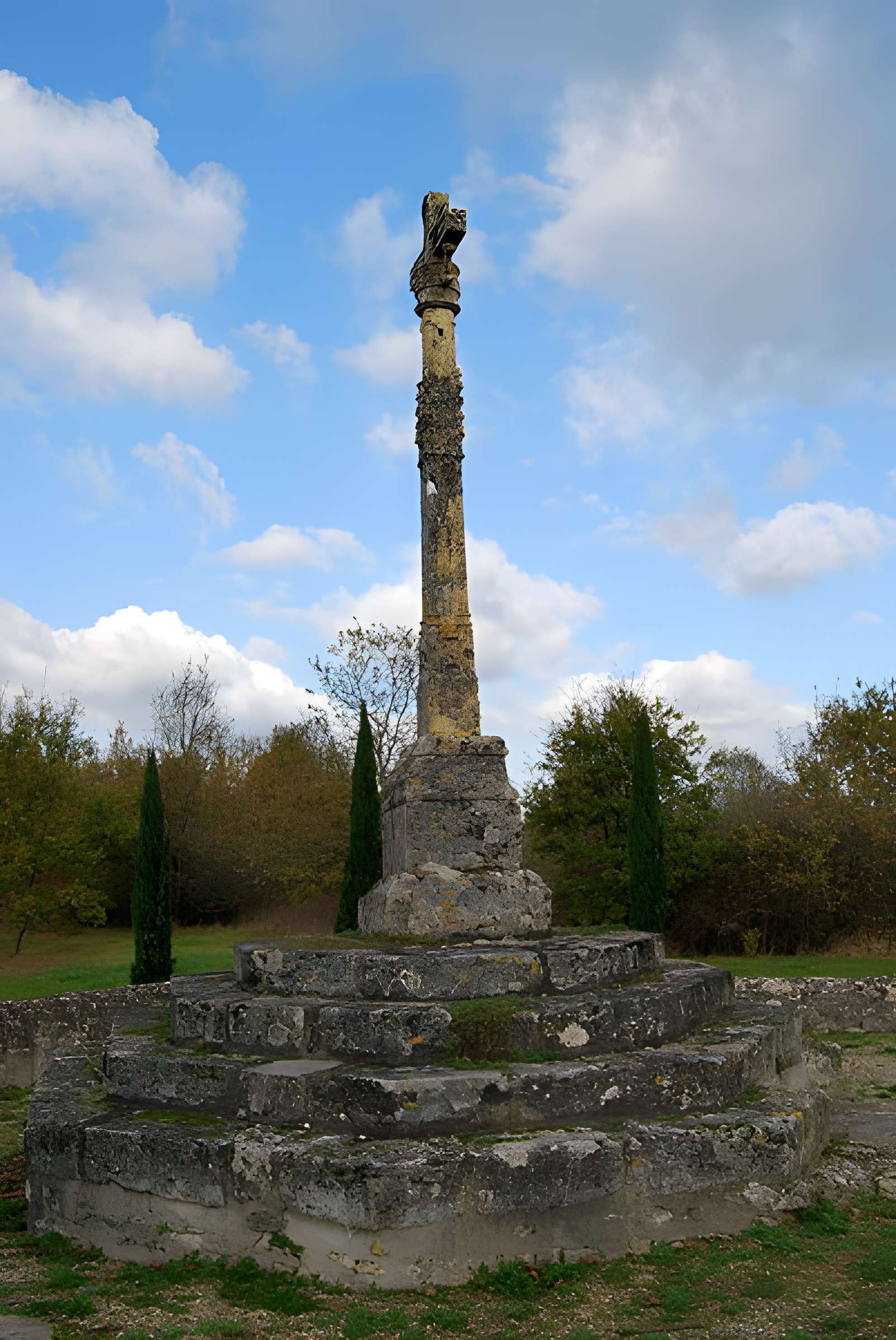 Église Saint-Pierre de La Sauve