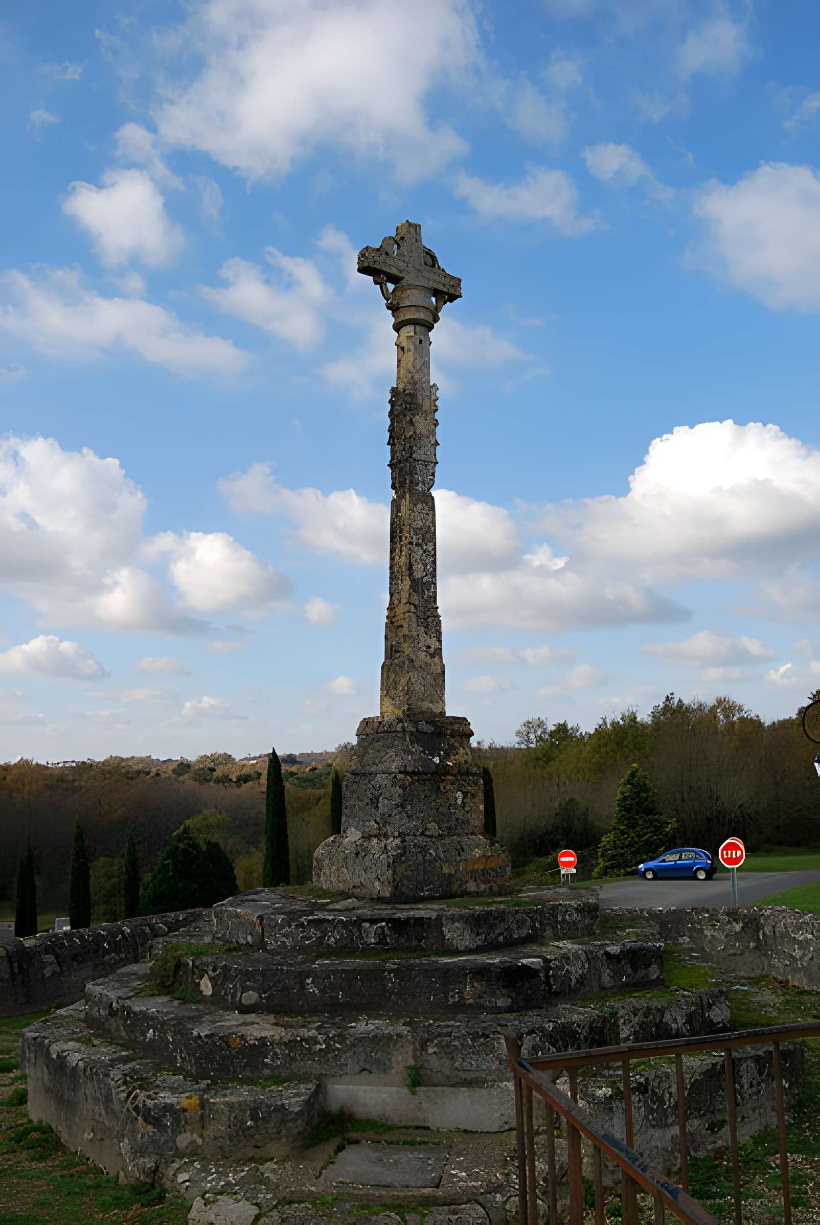 Église Saint-Pierre de La Sauve
