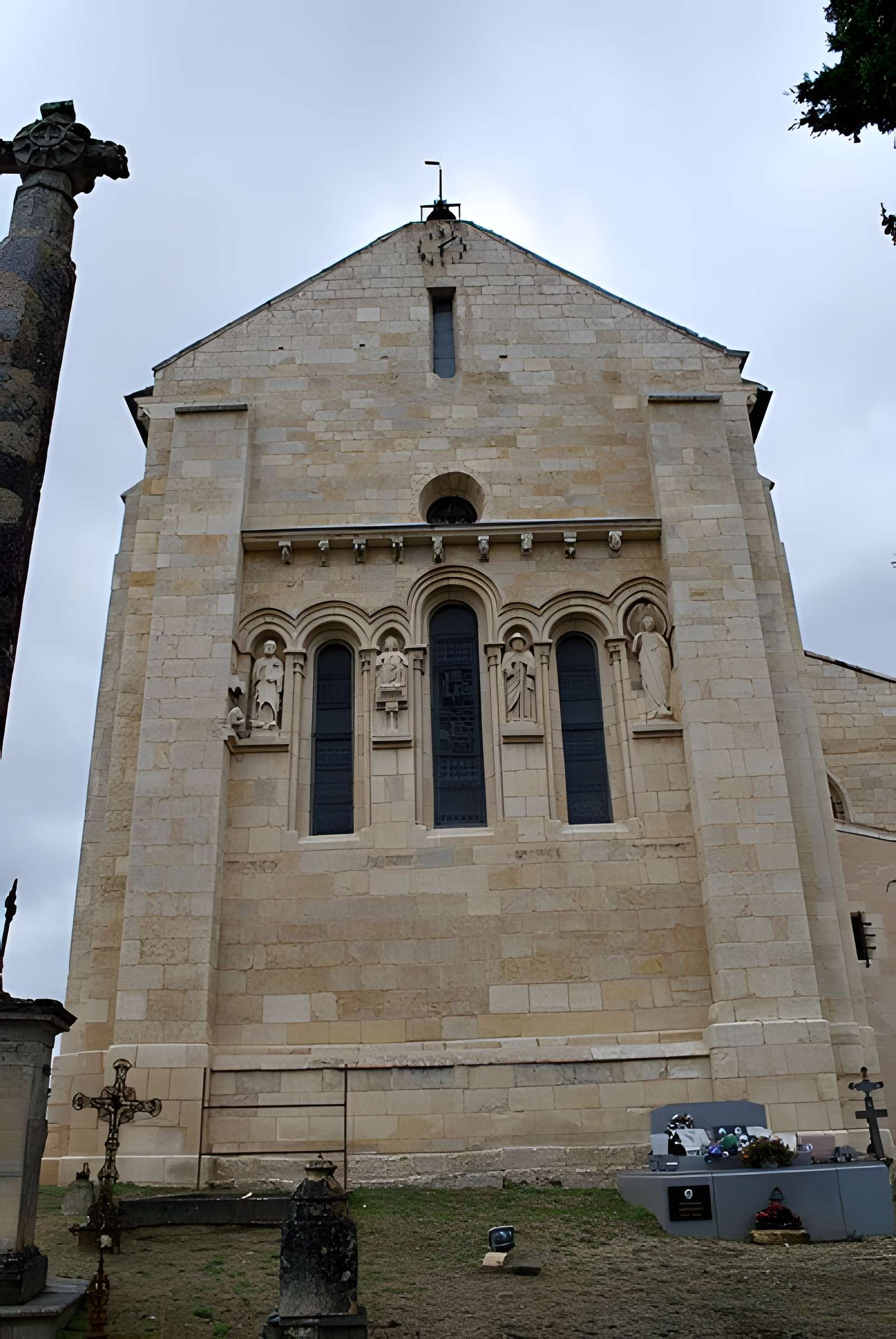 Église Saint-Pierre de La Sauve