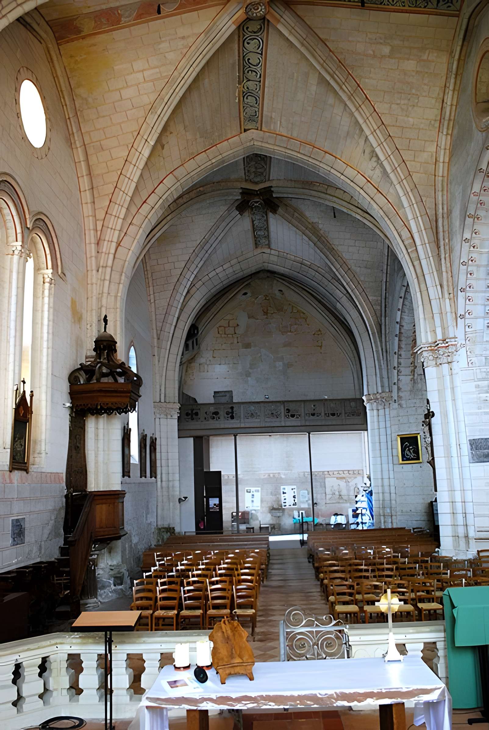 Église Saint-Pierre de La Sauve