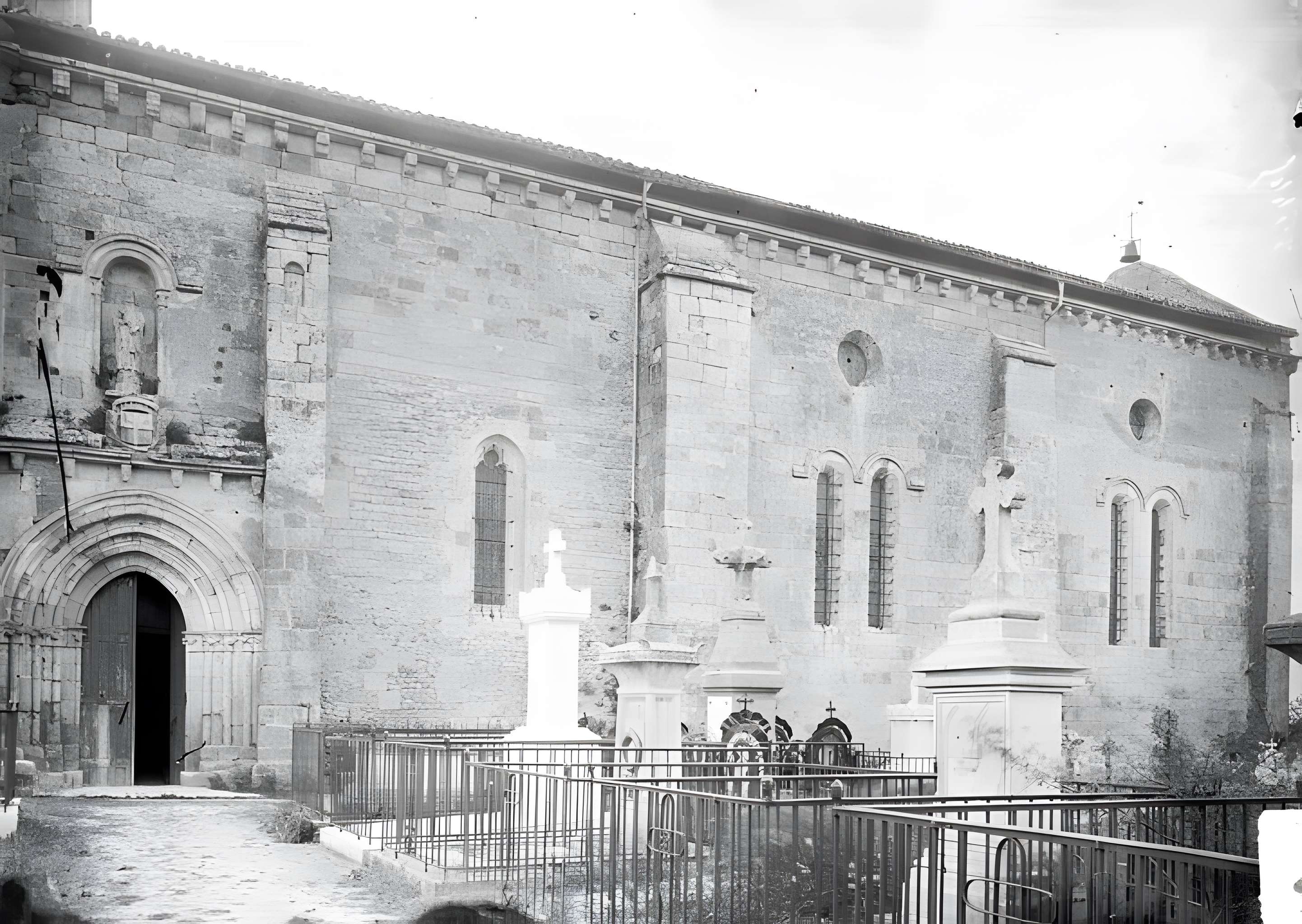 Église Saint-Pierre de La Sauve