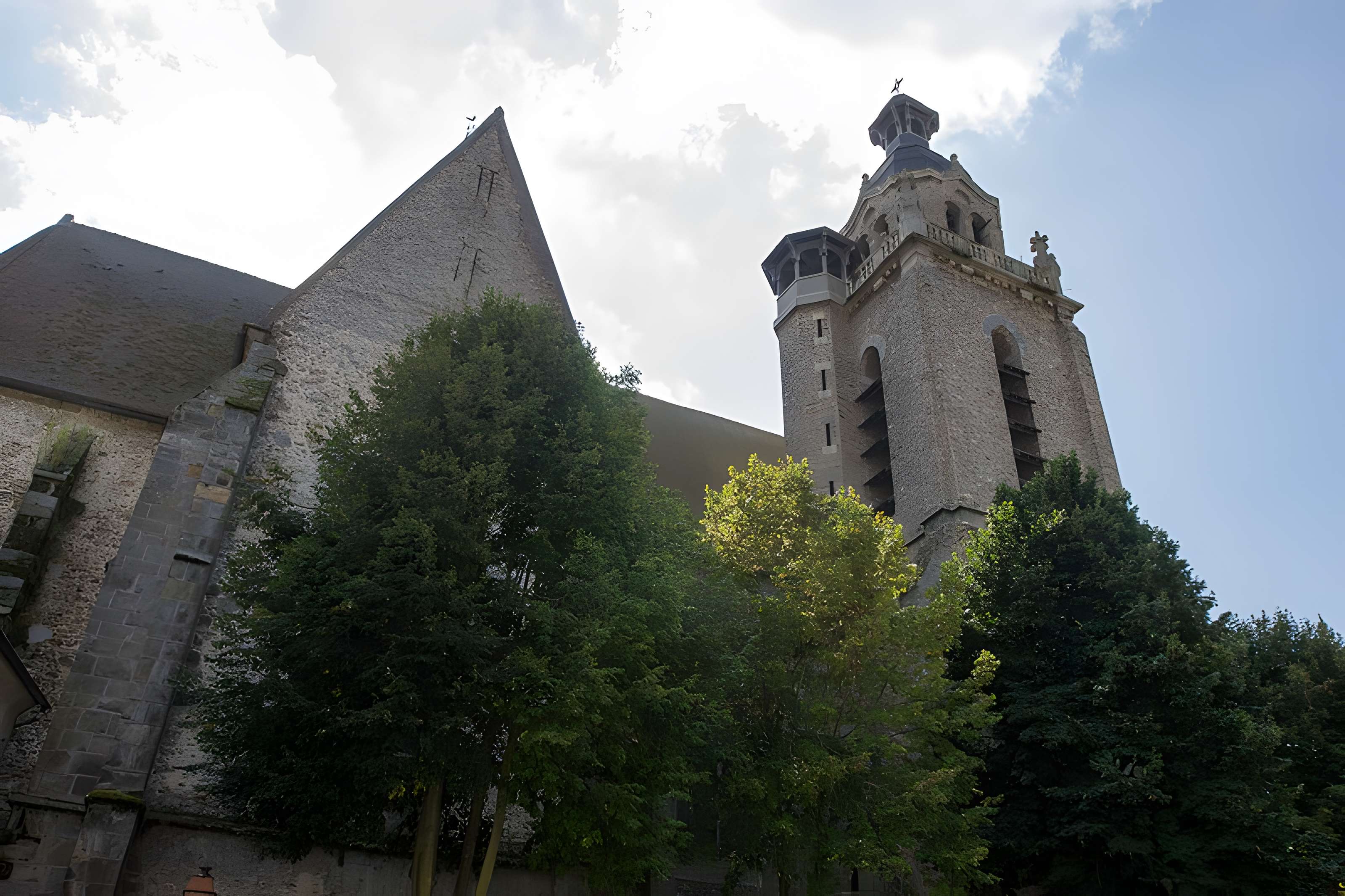 Église Saint-Pierre de Limours