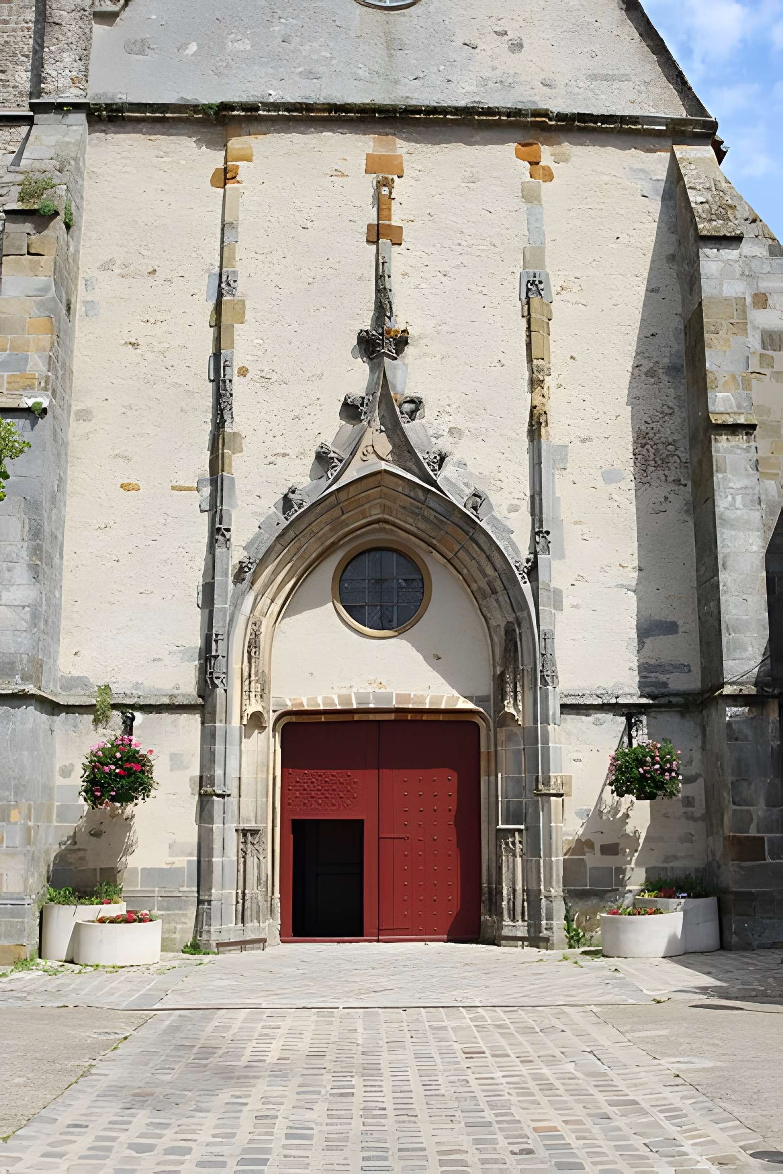 Église Saint-Pierre de Limours