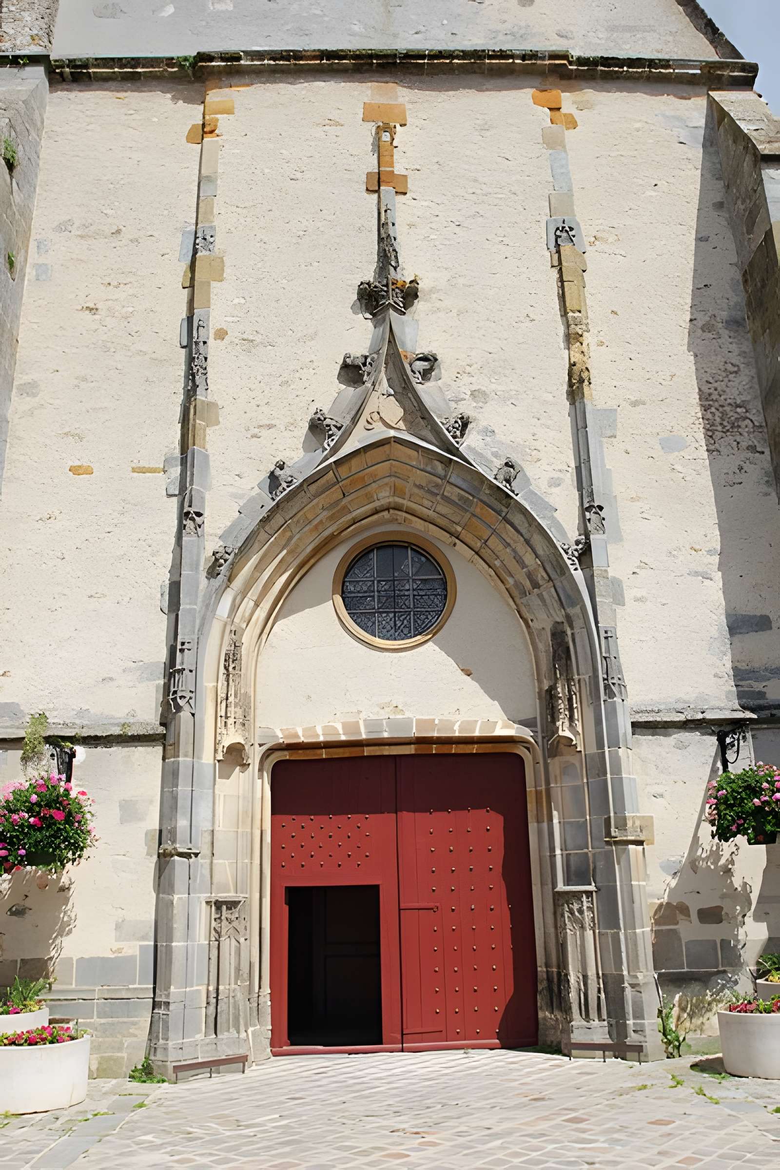 Église Saint-Pierre de Limours