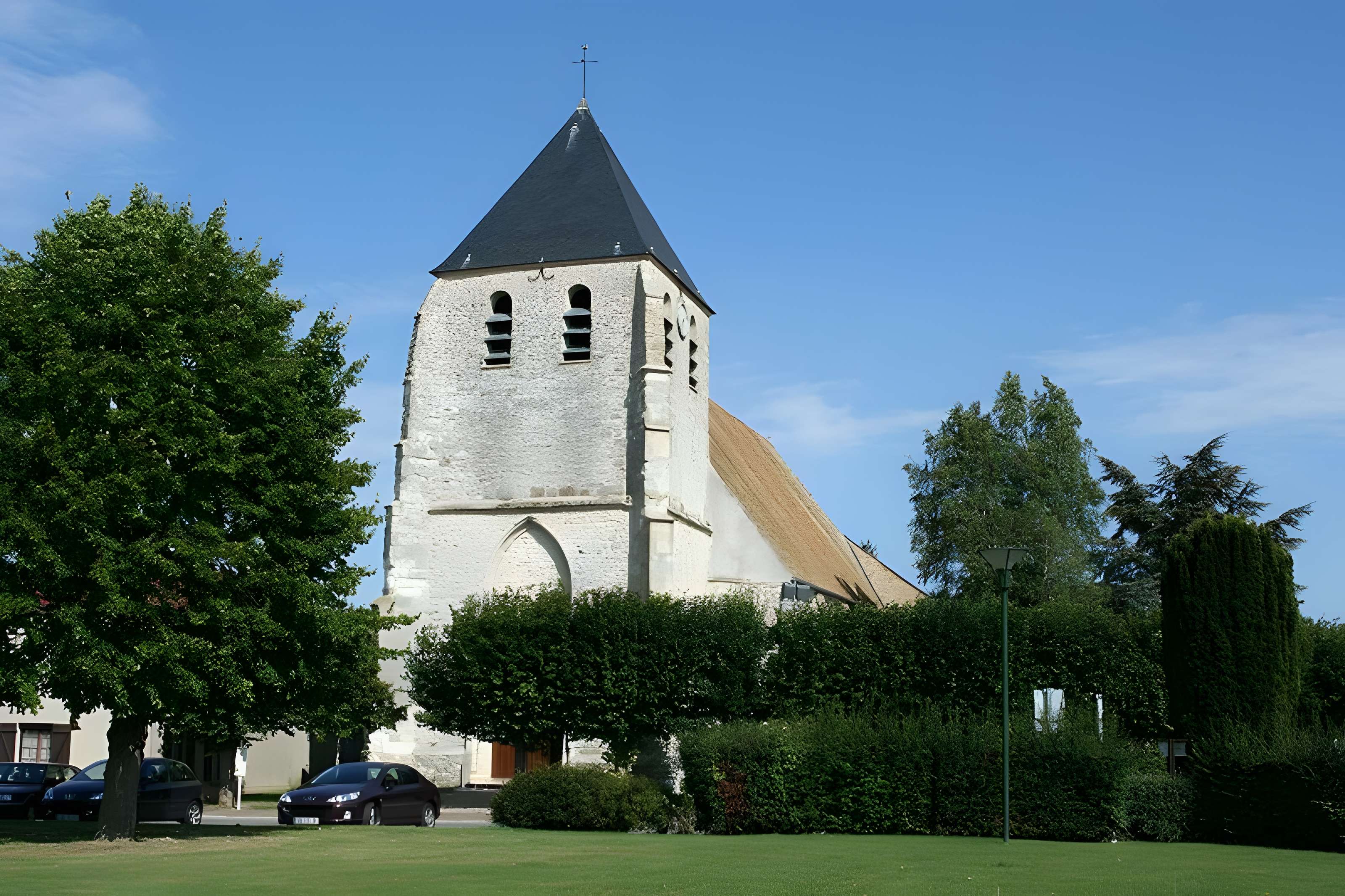 Église Saint-Pierre de Longnes 
