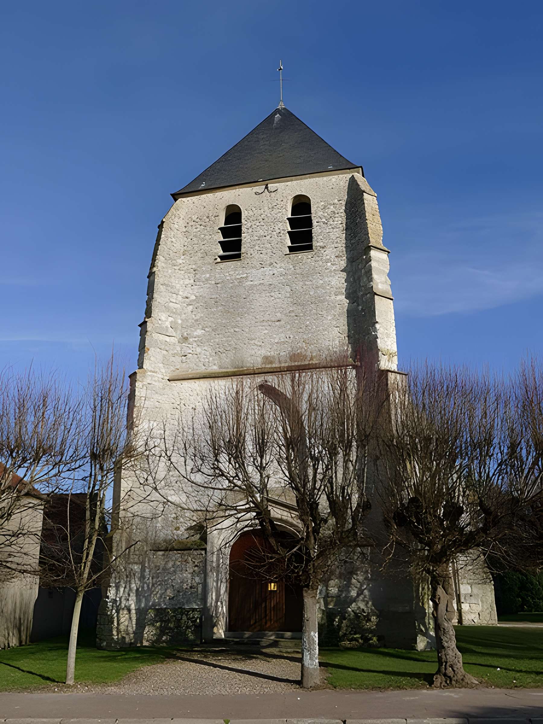 Église Saint-Pierre de Longnes