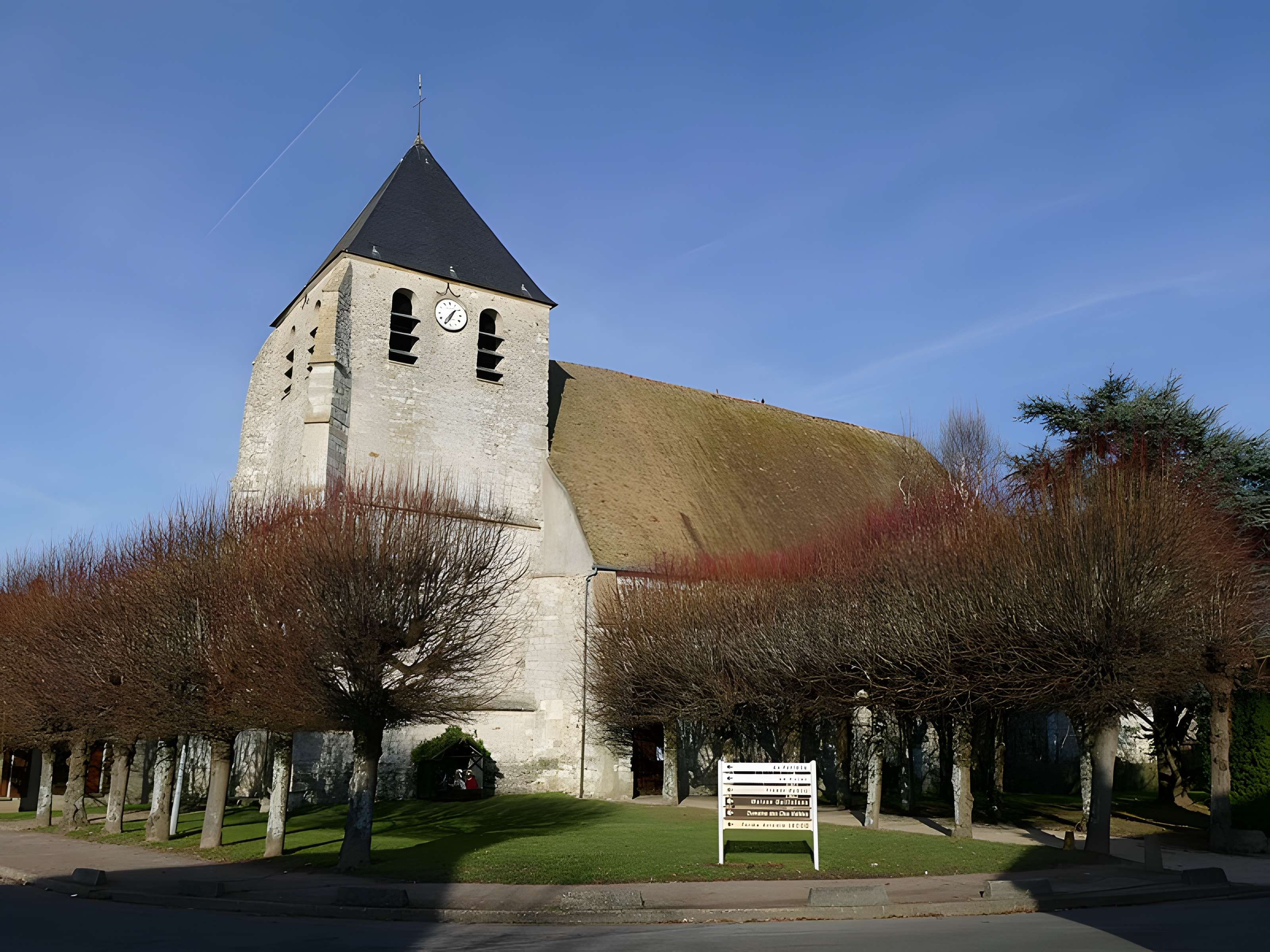 Église Saint-Pierre de Longnes