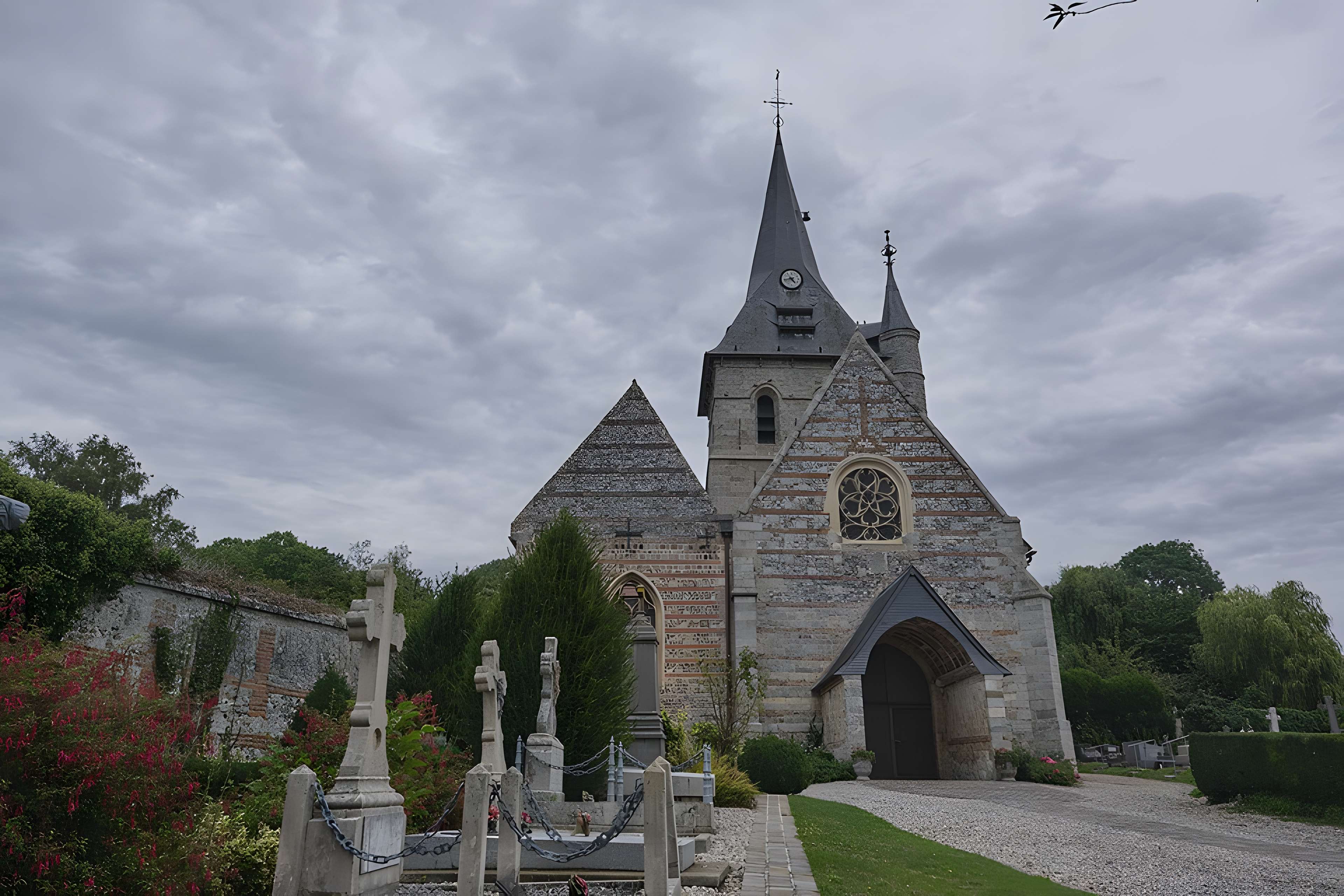 Église Saint-Pierre de Longueil