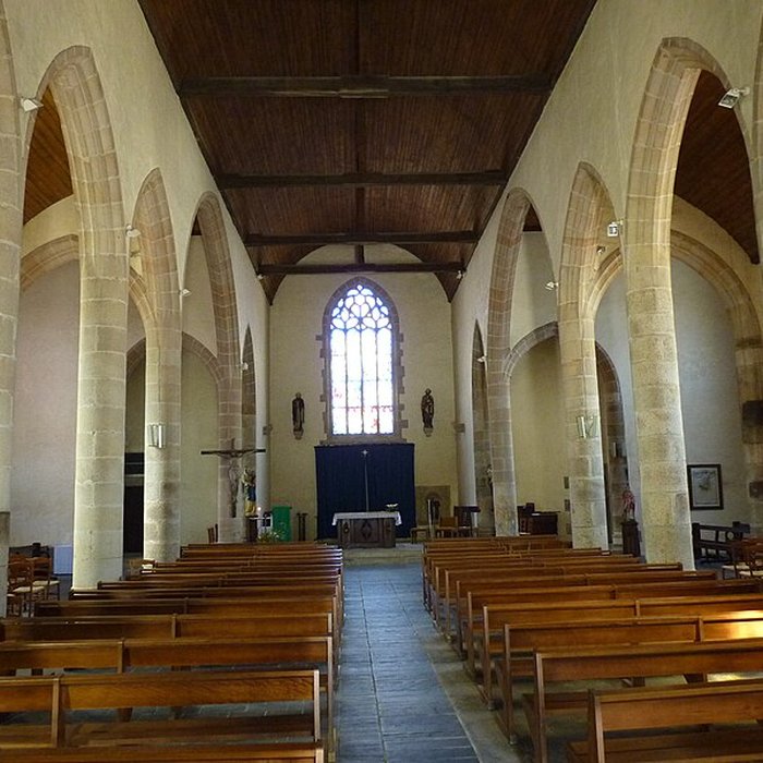Photo de Église Saint-Pierre de Maël-Carhaix