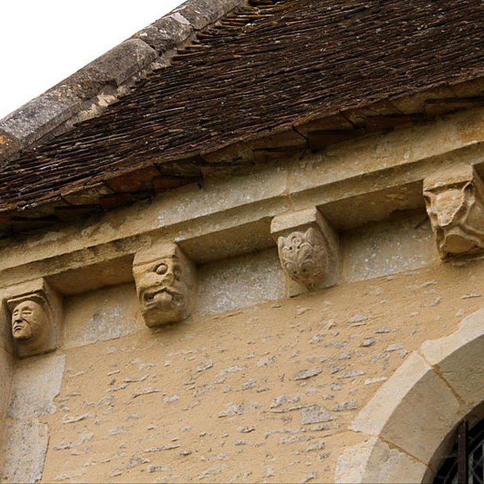 Photo de Eglise de Mirebel et son ancien cimetière