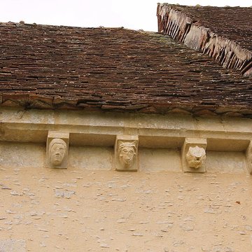 Eglise de Mirebel et son ancien cimetière