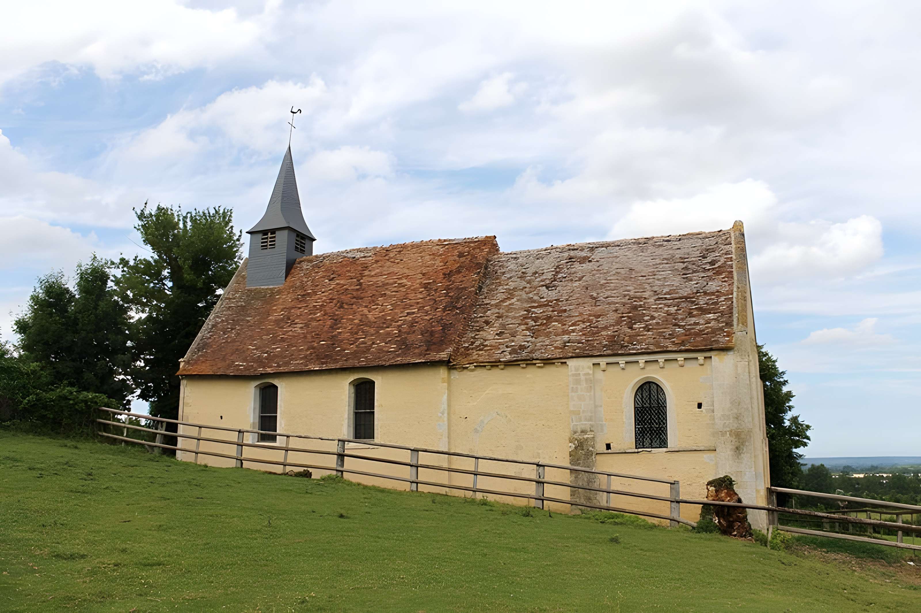 Église Saint-Pierre de Mirbel 