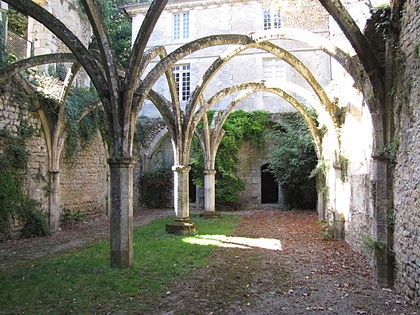 Photo de Abbaye Royale de Saint Michel en l'Herm