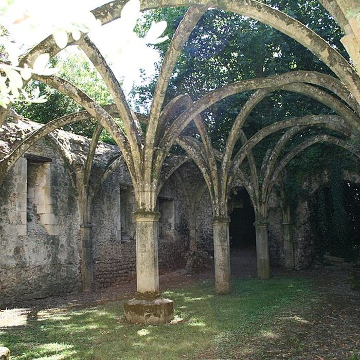 Photo de Abbaye Royale de Saint Michel en lHerm