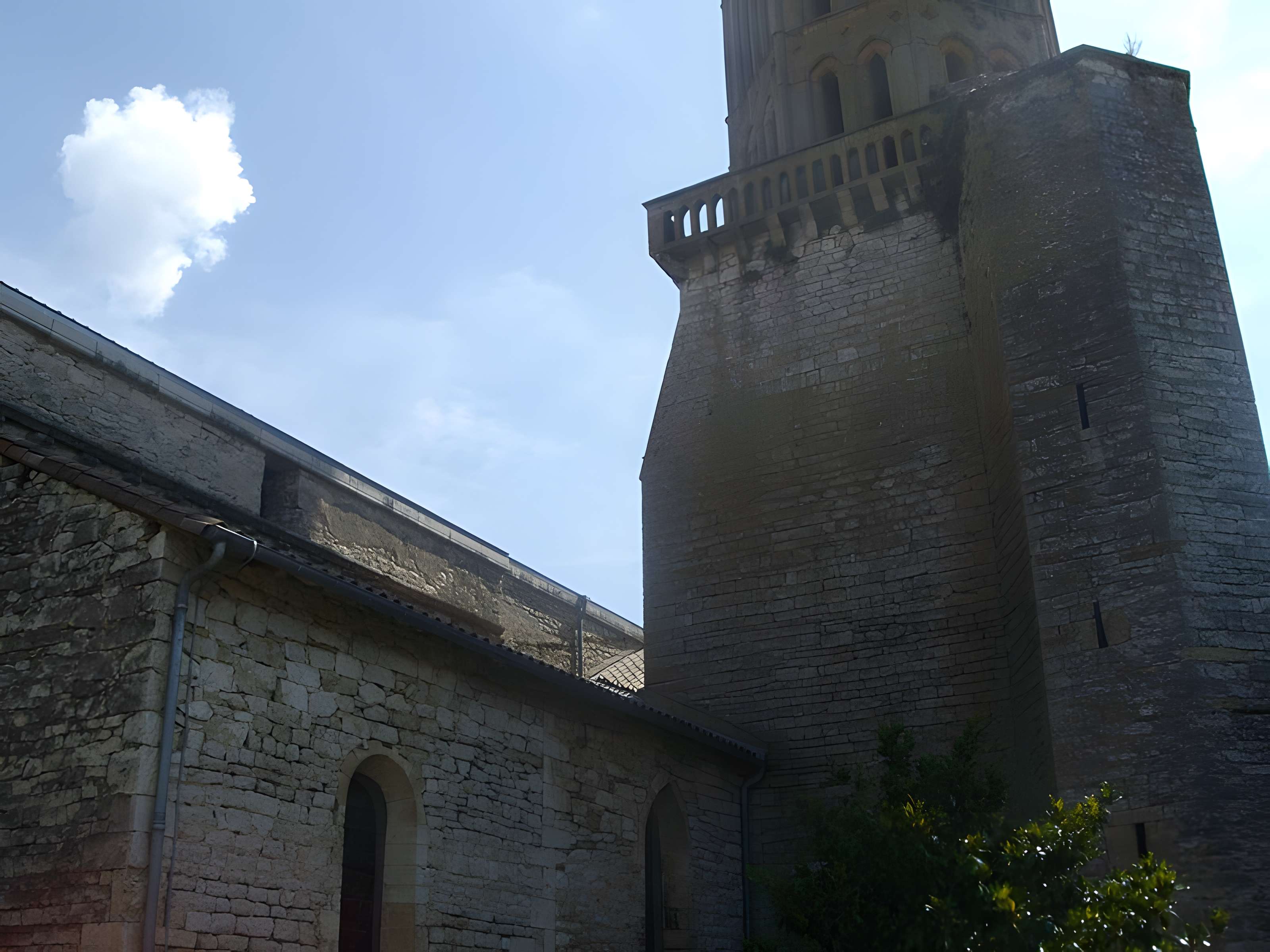 Église Saint-Pierre de Montricoux
