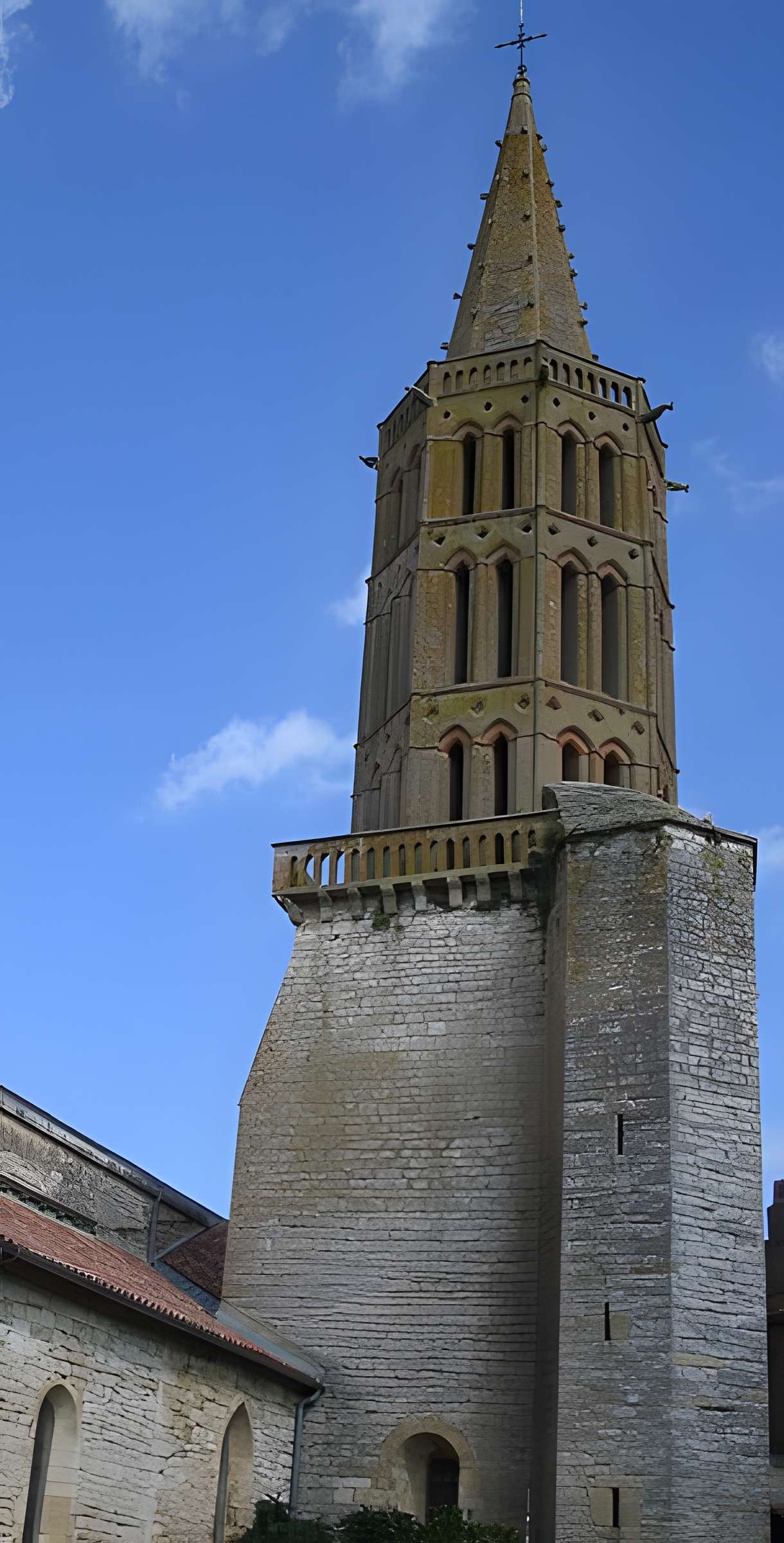Église Saint-Pierre de Montricoux