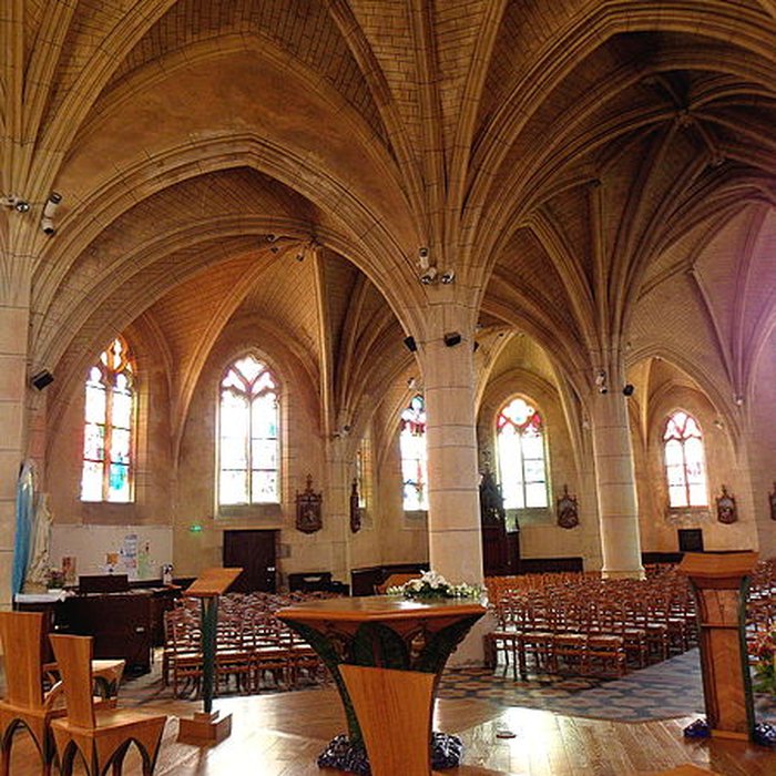 Photo de Église Saint-Pierre de Noyal-sur-Vilaine