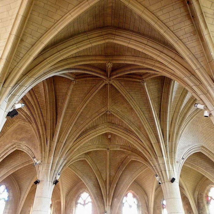 Photo de Église Saint-Pierre de Noyal-sur-Vilaine
