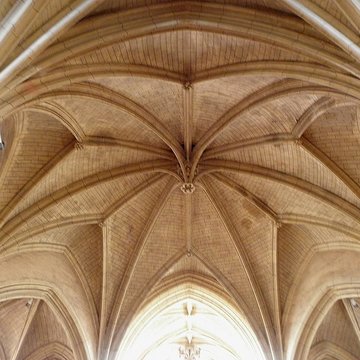 Église Saint-Pierre de Noyal-sur-Vilaine