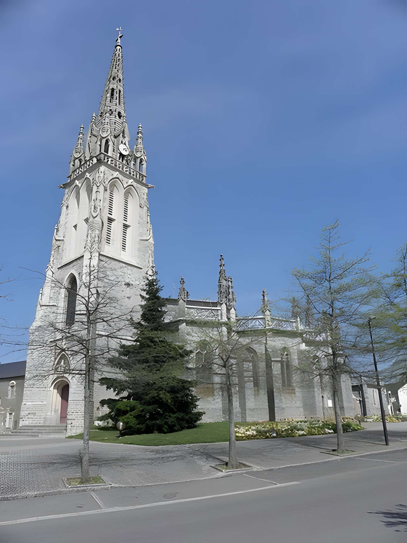 Église Saint-Pierre de Noyal-sur-Vilaine 