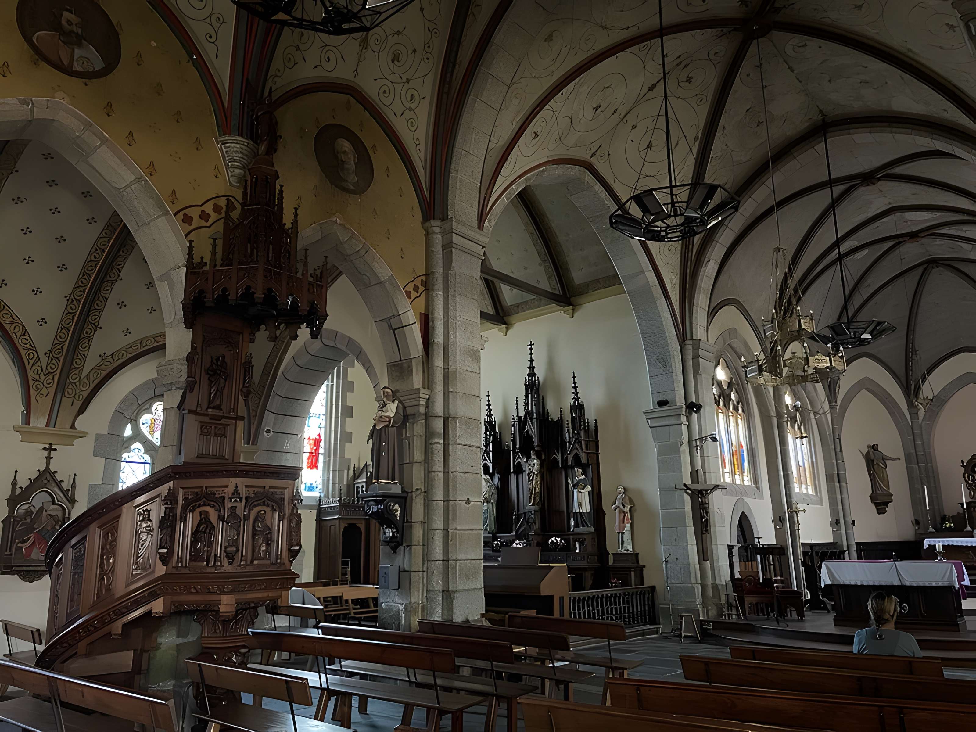 Église Saint-Pierre de Ploubezre