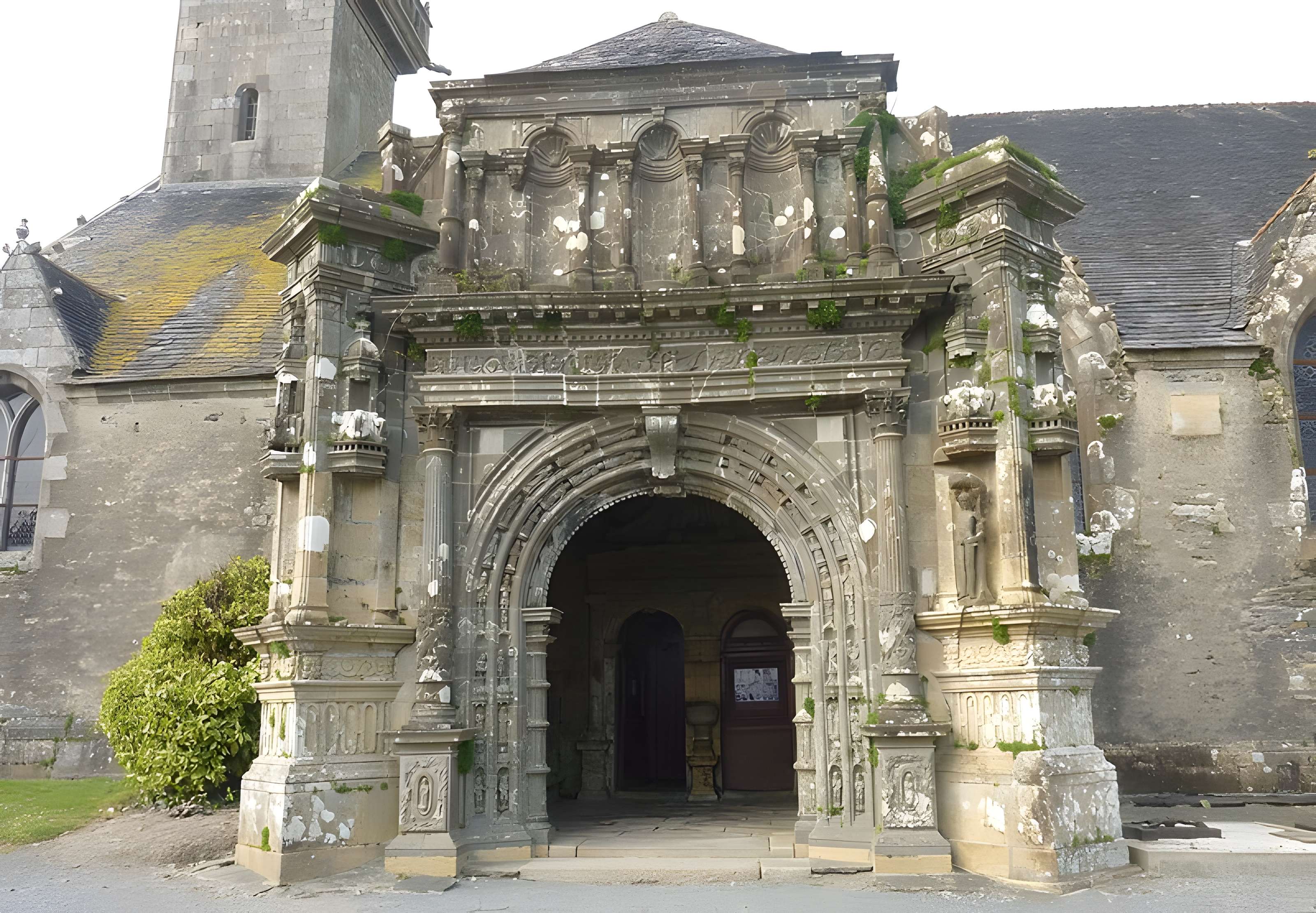 Église Saint-Pierre de Ploudiry