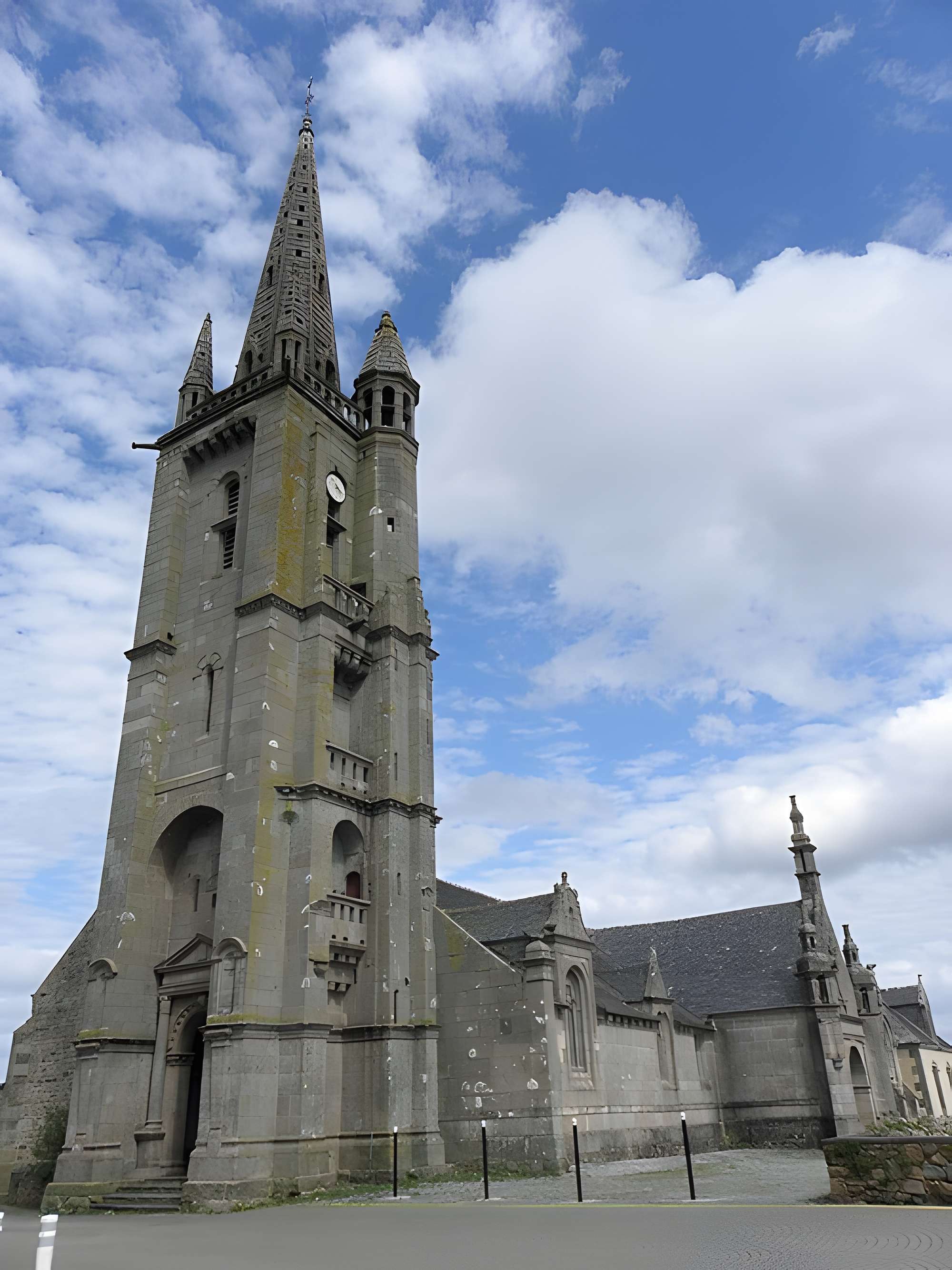 Église Saint-Pierre de Plougasnou