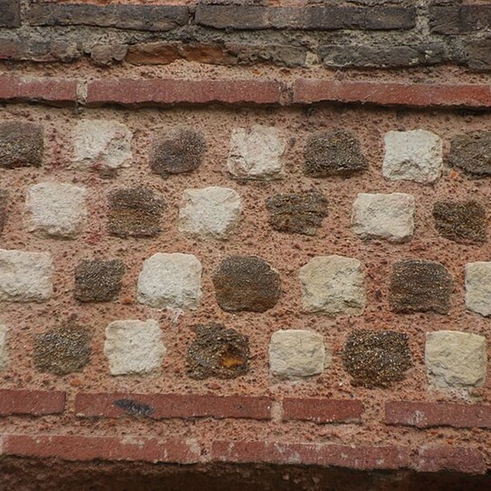 Photo de Enceinte gallo-romaine restes