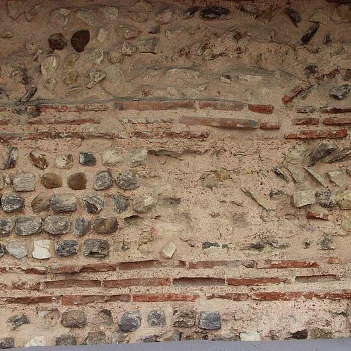 Photo de Enceinte gallo-romaine restes