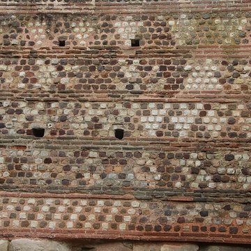 Enceinte gallo-romaine restes