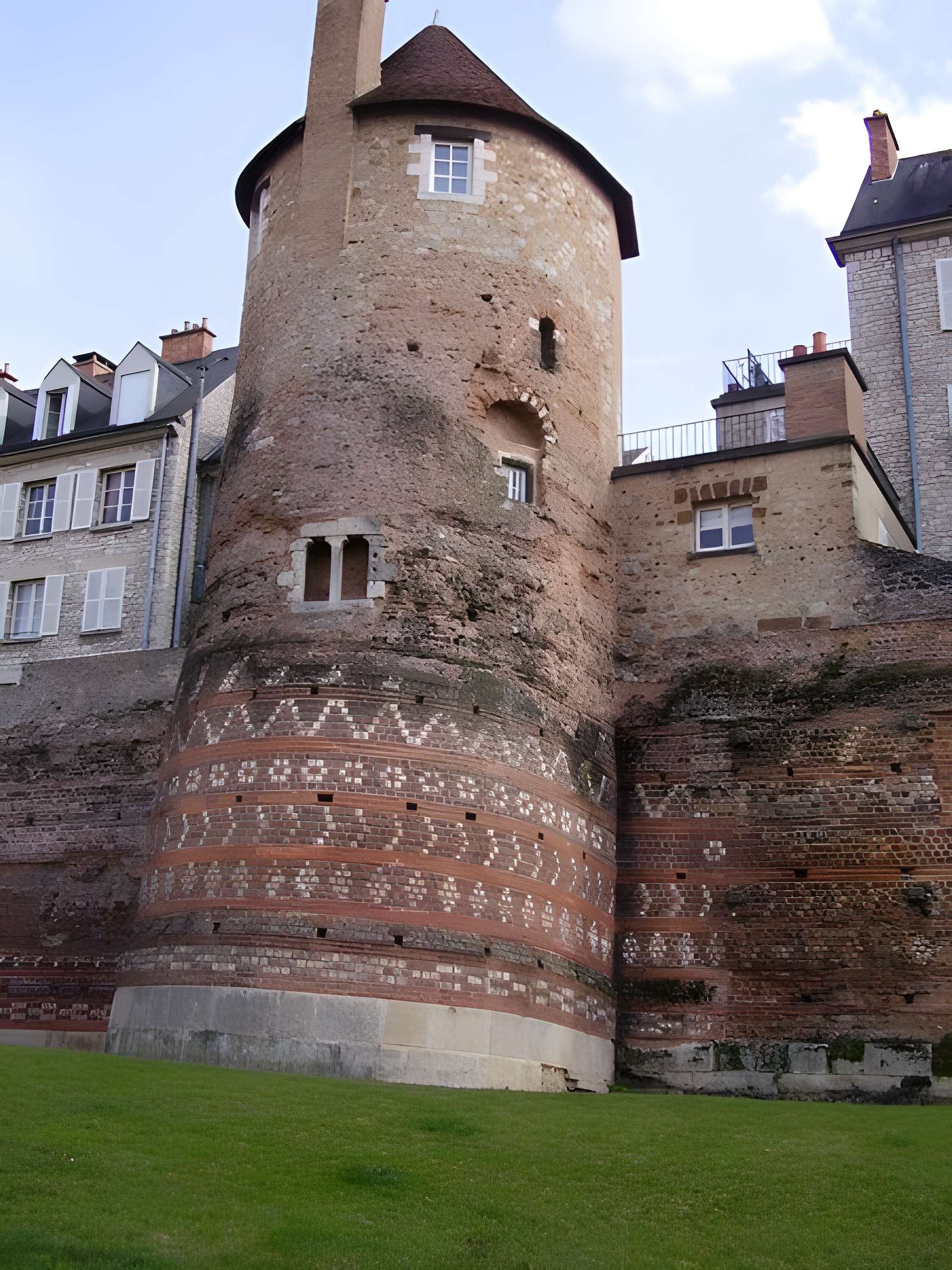 Enceinte gallo-romaine (restes)