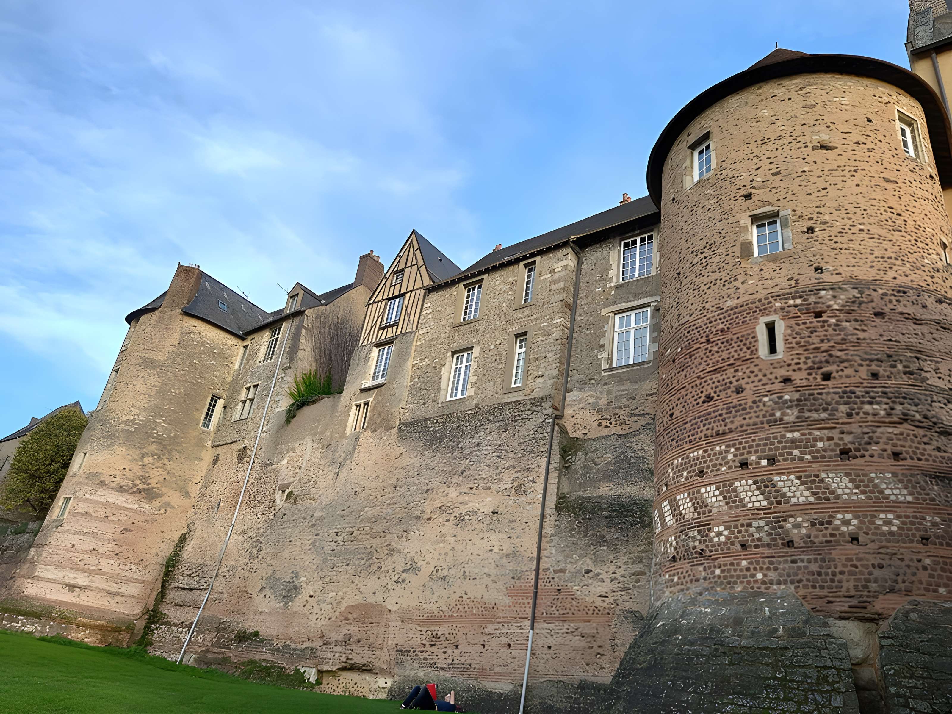 Enceinte gallo-romaine (restes)