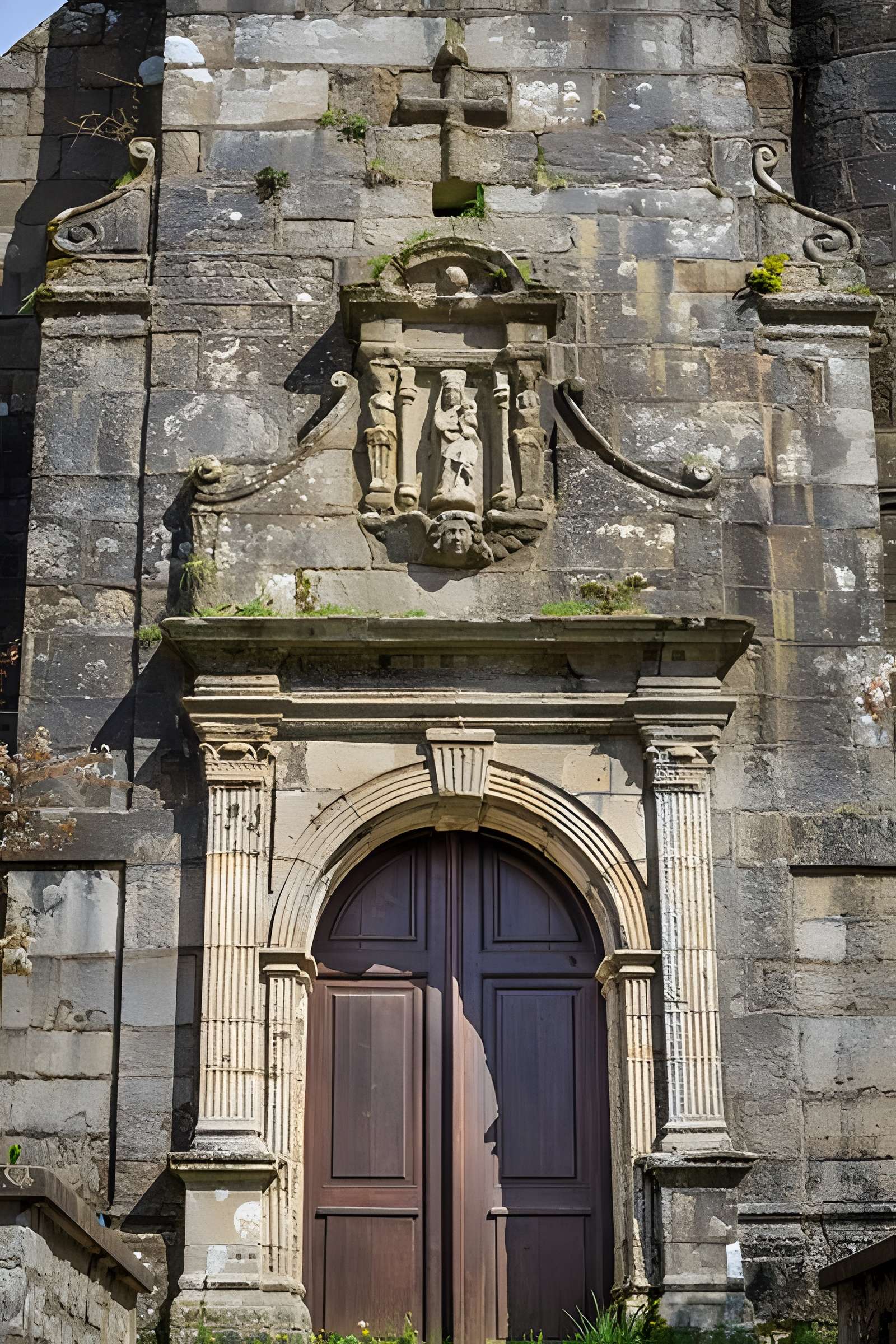 Église Saint-Pierre de Plougonver